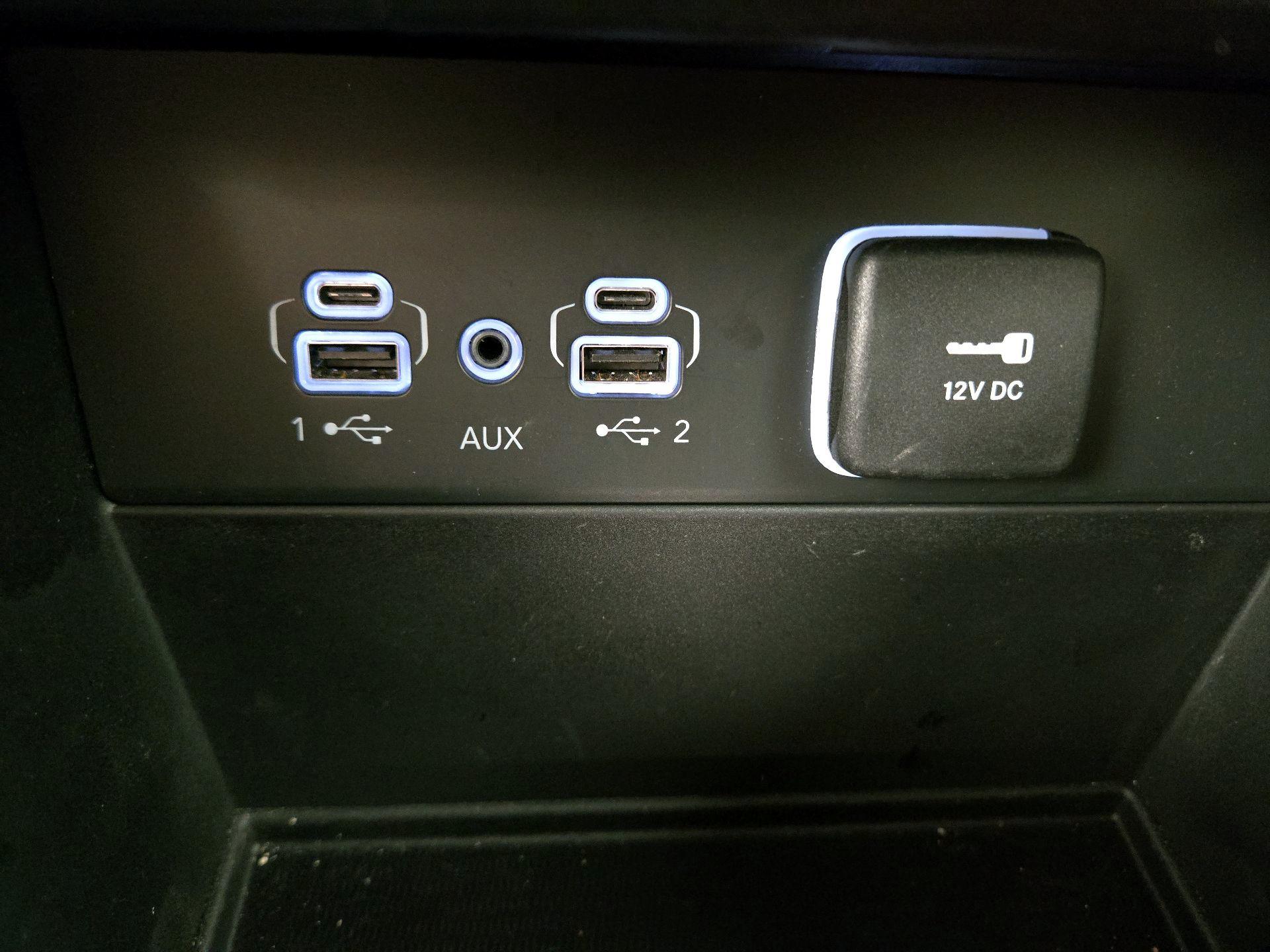 Thumbnail: 2023 Jeep Grand Cherokee - 19