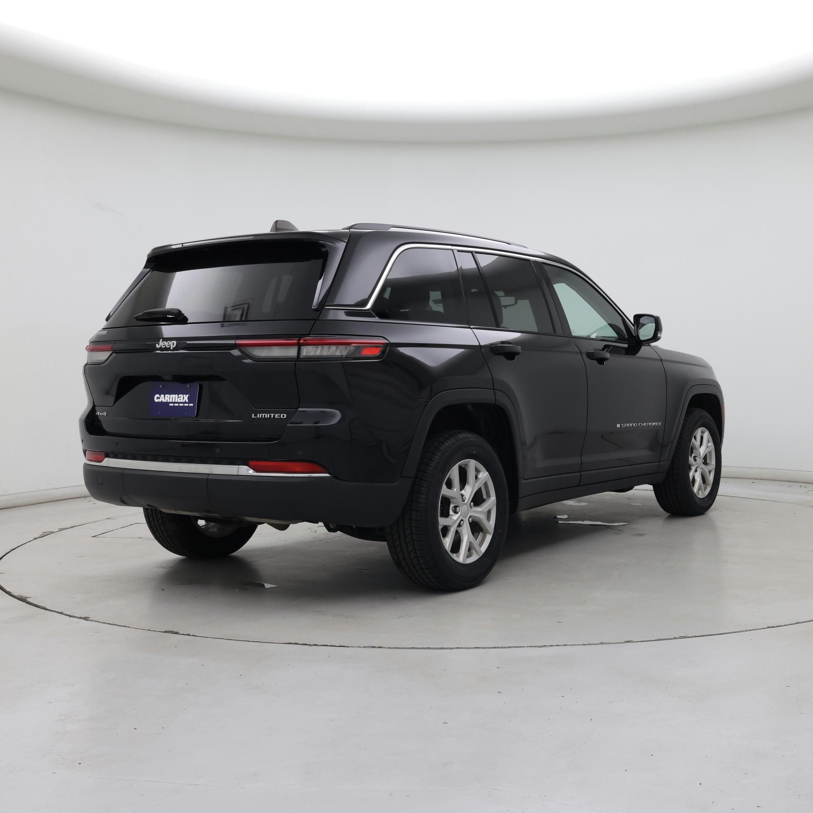 Thumbnail: 2023 Jeep Grand Cherokee - 8