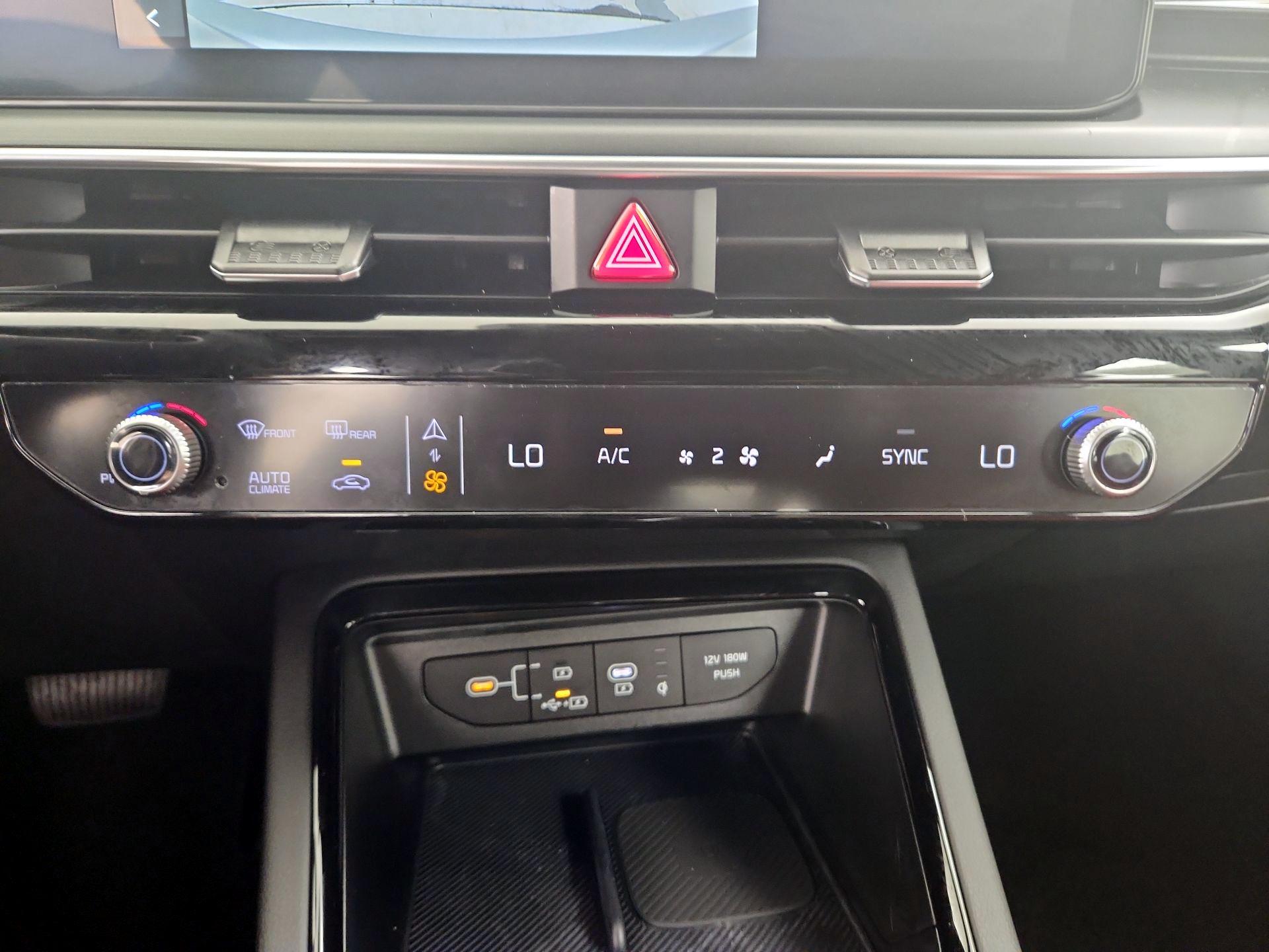 Thumbnail: 2025 Kia K5 - 17