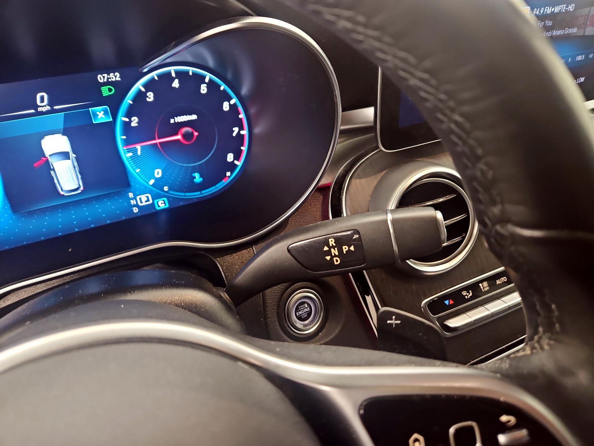 Thumbnail: 2022 Mercedes-Benz GLC - 18