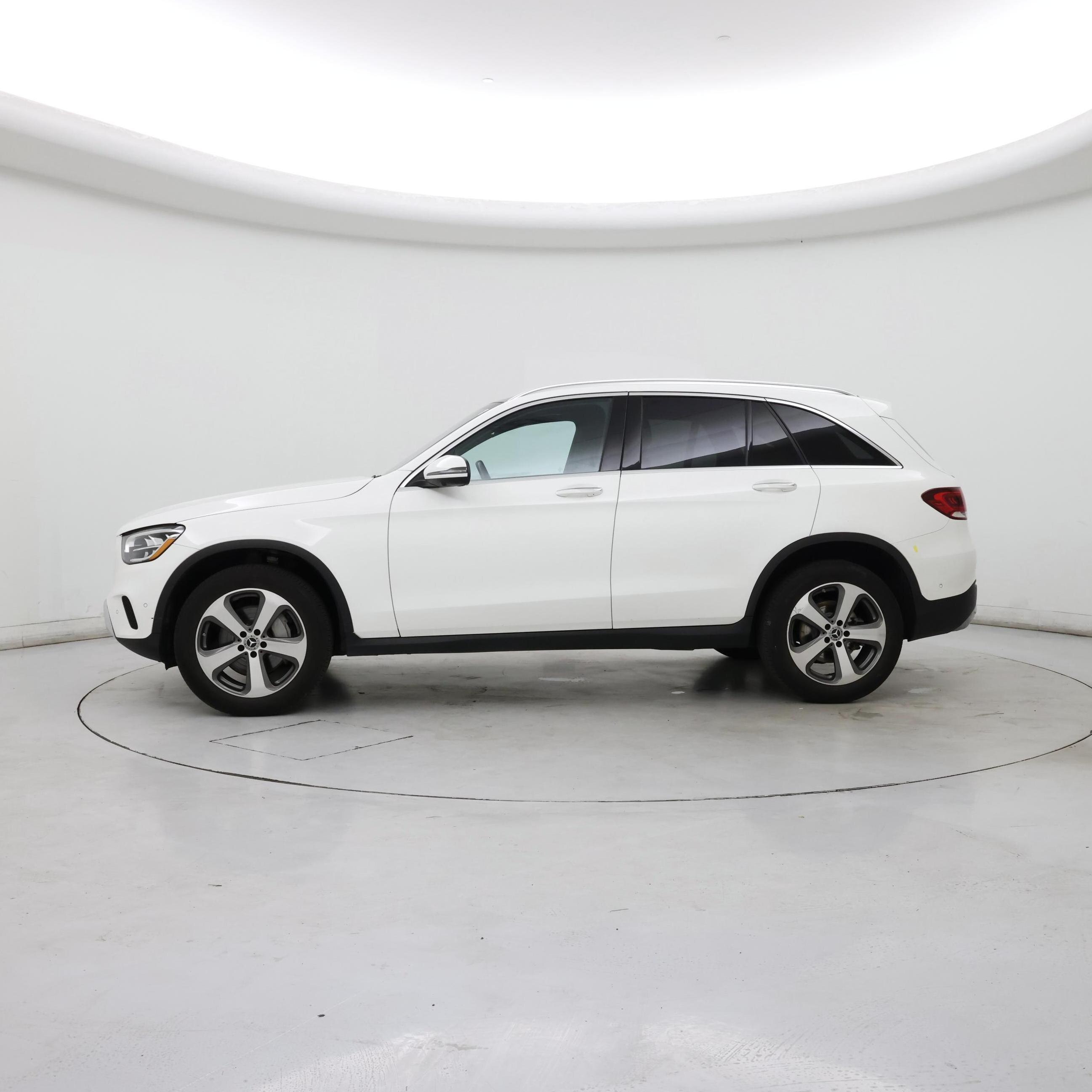 Thumbnail: 2022 Mercedes-Benz GLC - 3