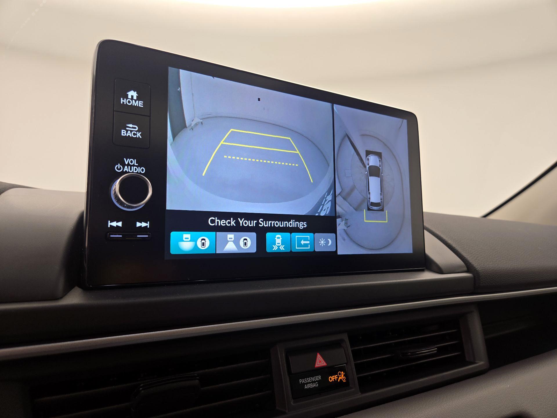 Thumbnail: 2025 Honda Pilot - 15