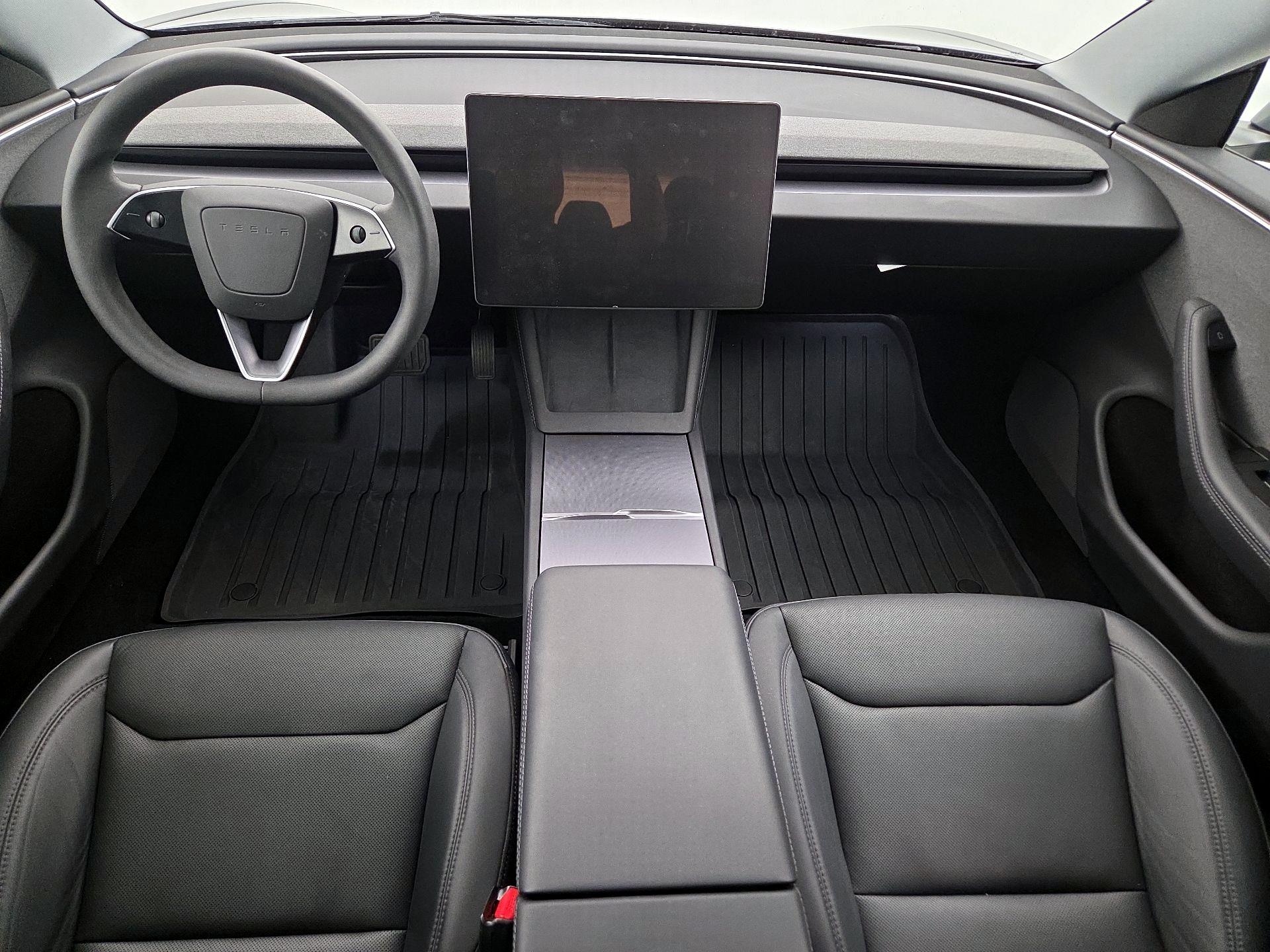 Thumbnail: 2025 Tesla Model 3 - 9