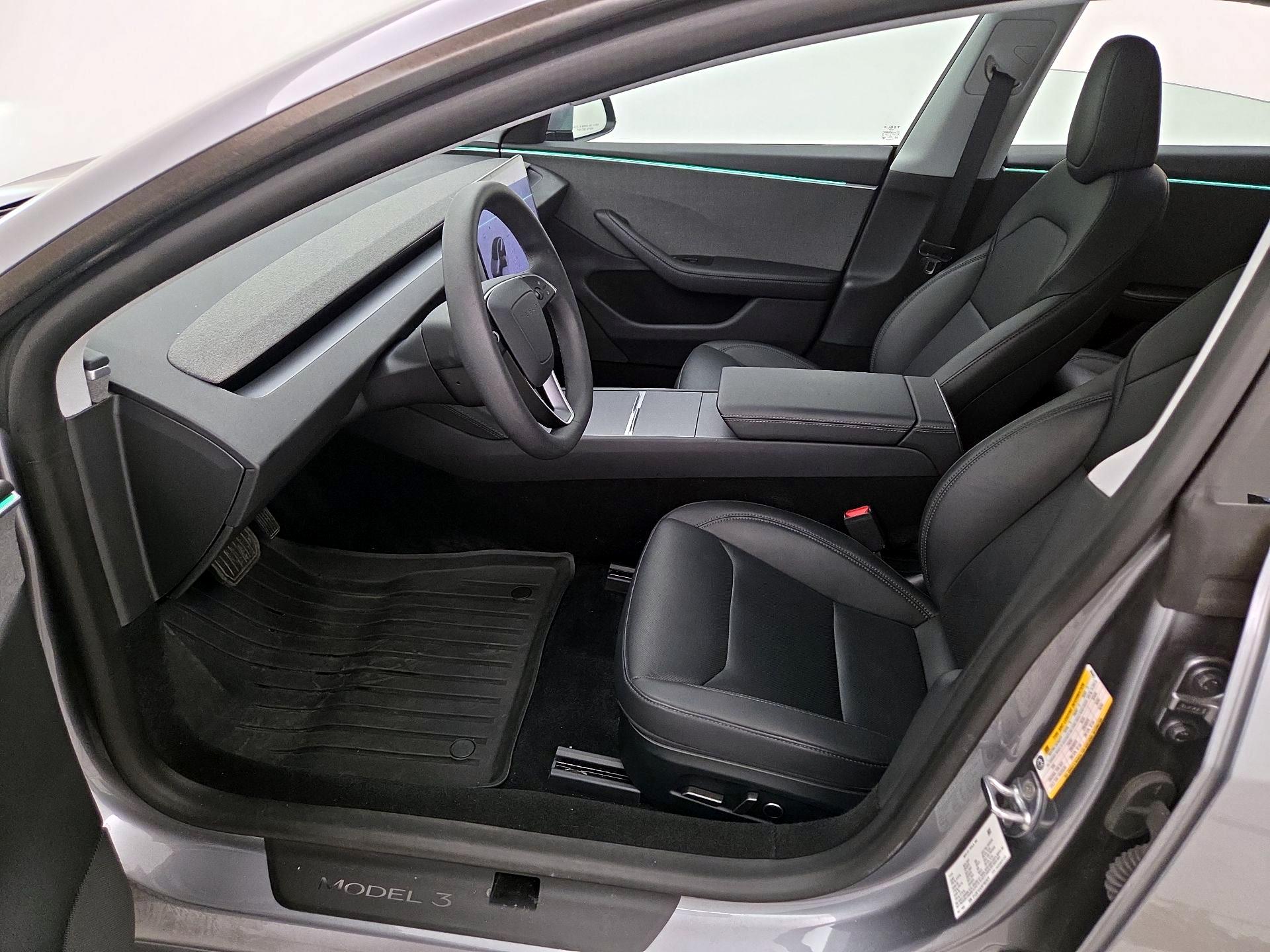 Thumbnail: 2025 Tesla Model 3 - 11