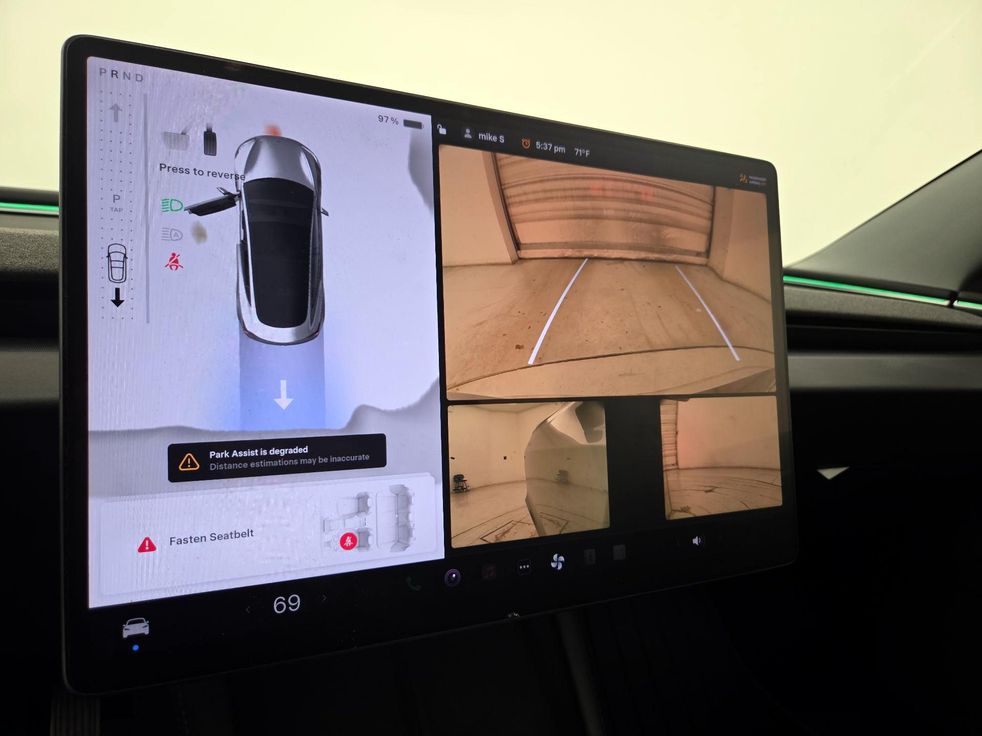 Thumbnail: 2025 Tesla Model 3 - 14