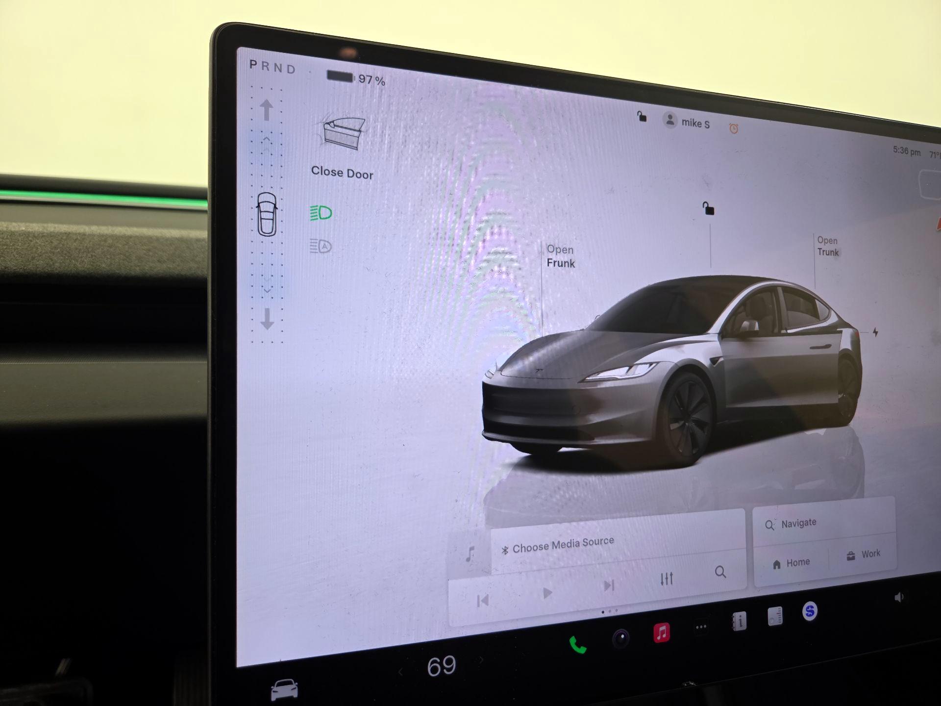 Thumbnail: 2025 Tesla Model 3 - 17