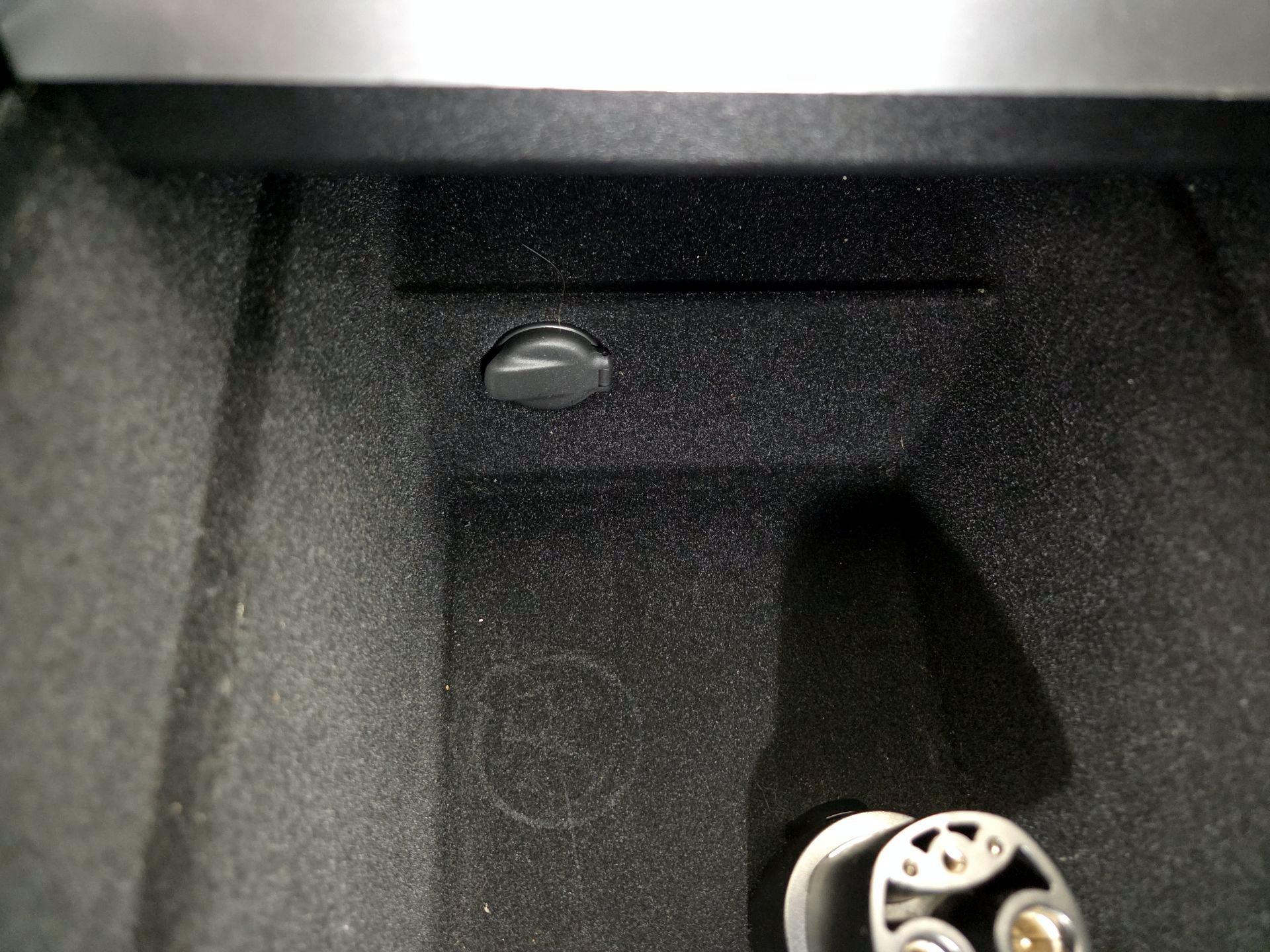 Thumbnail: 2025 Tesla Model 3 - 18