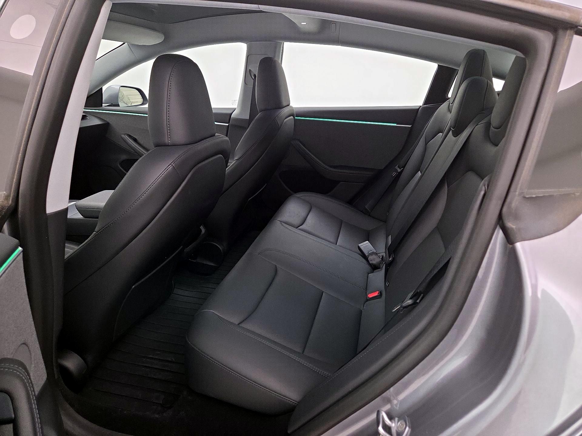 Thumbnail: 2025 Tesla Model 3 - 20