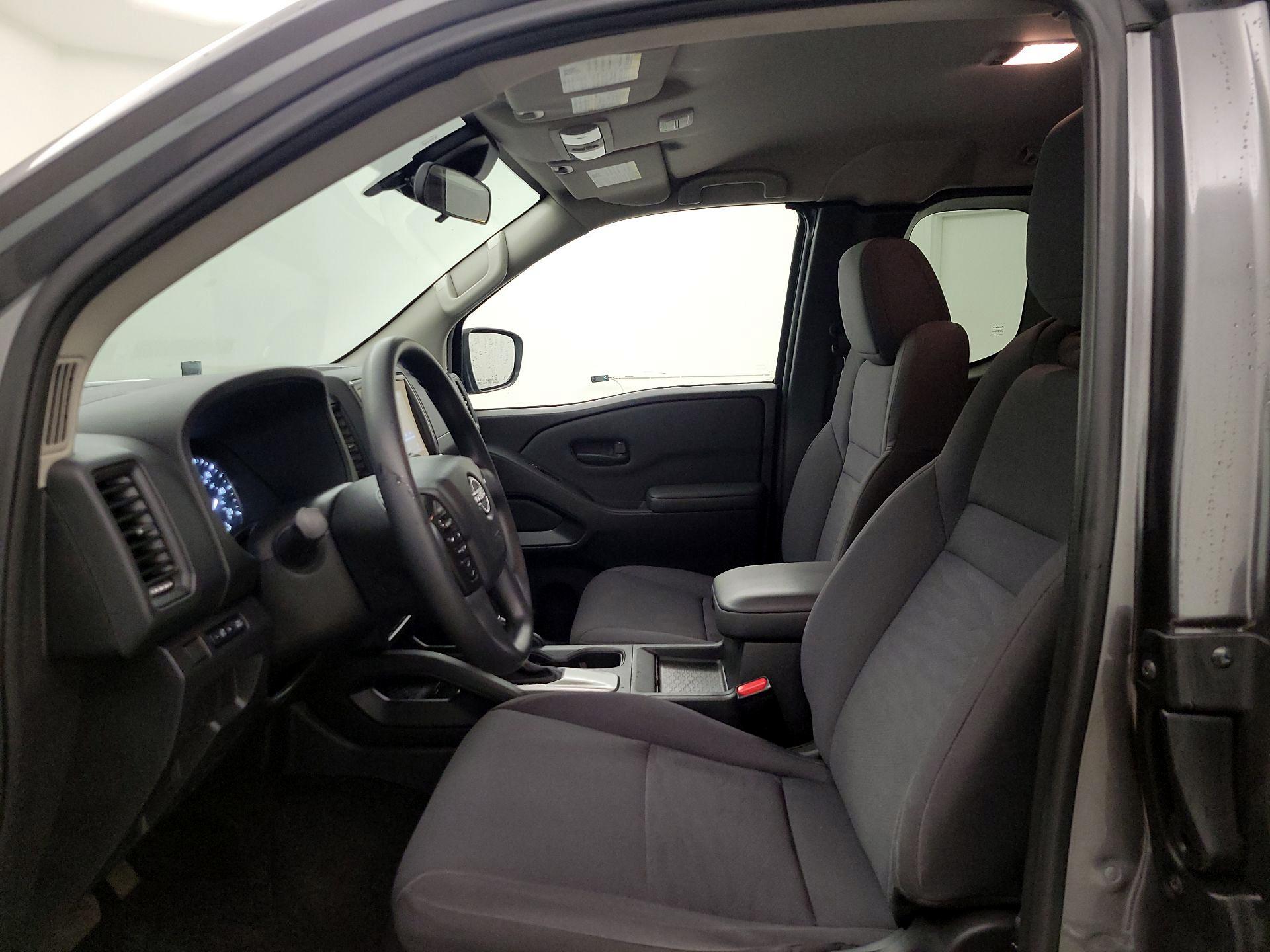 Thumbnail: 2022 Nissan Frontier - 11