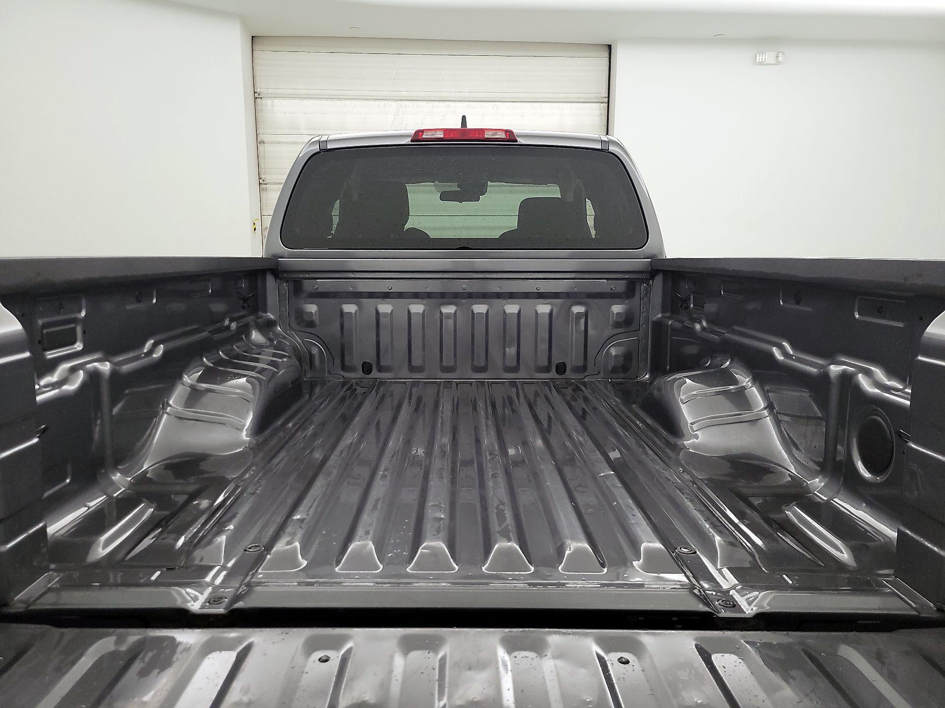 Thumbnail: 2022 Nissan Frontier - 20