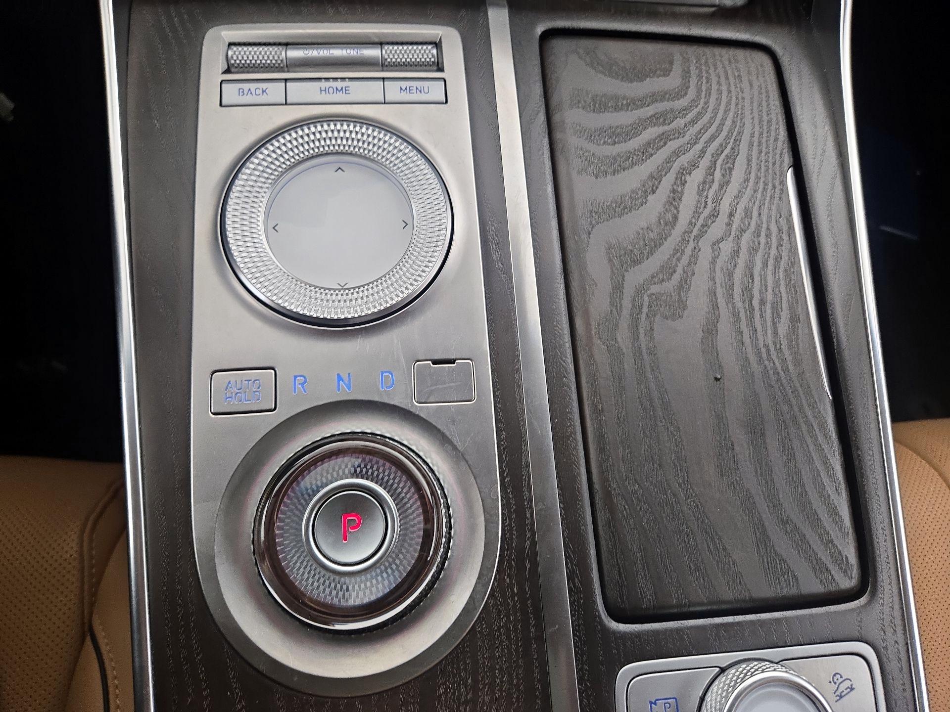 Thumbnail: 2021 Genesis GV80 - 18