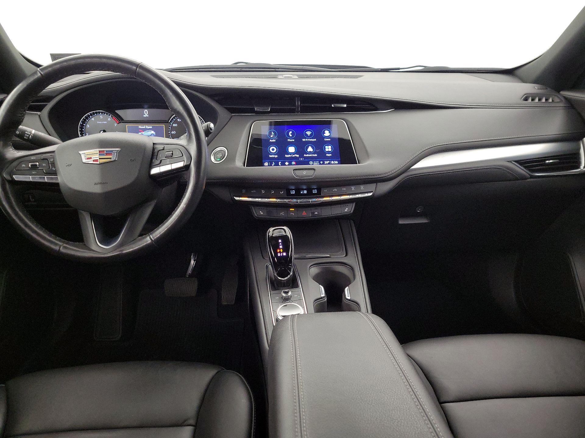 Thumbnail: 2022 Cadillac XT4 - 9