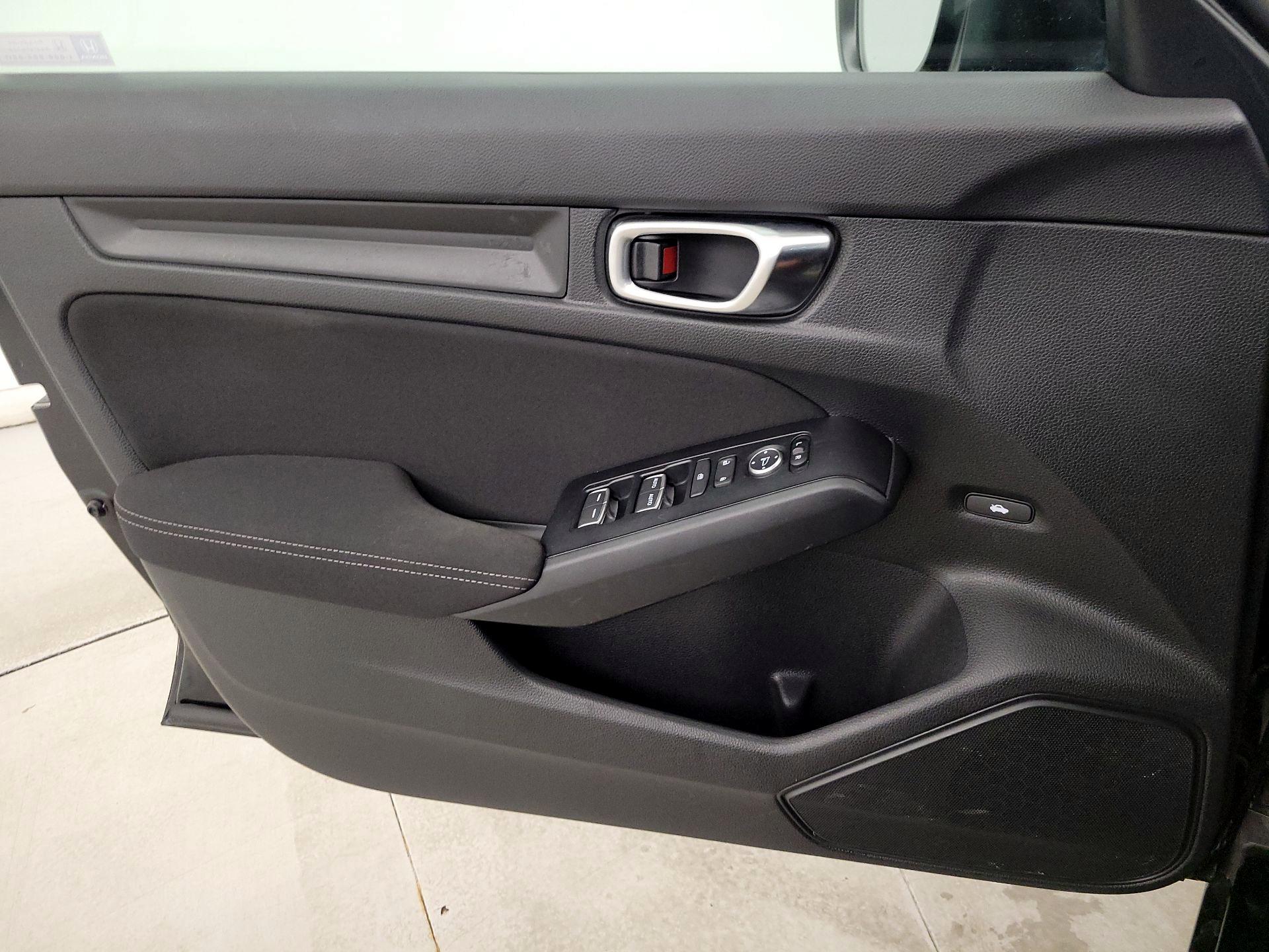 Thumbnail: 2024 Honda Civic - 12