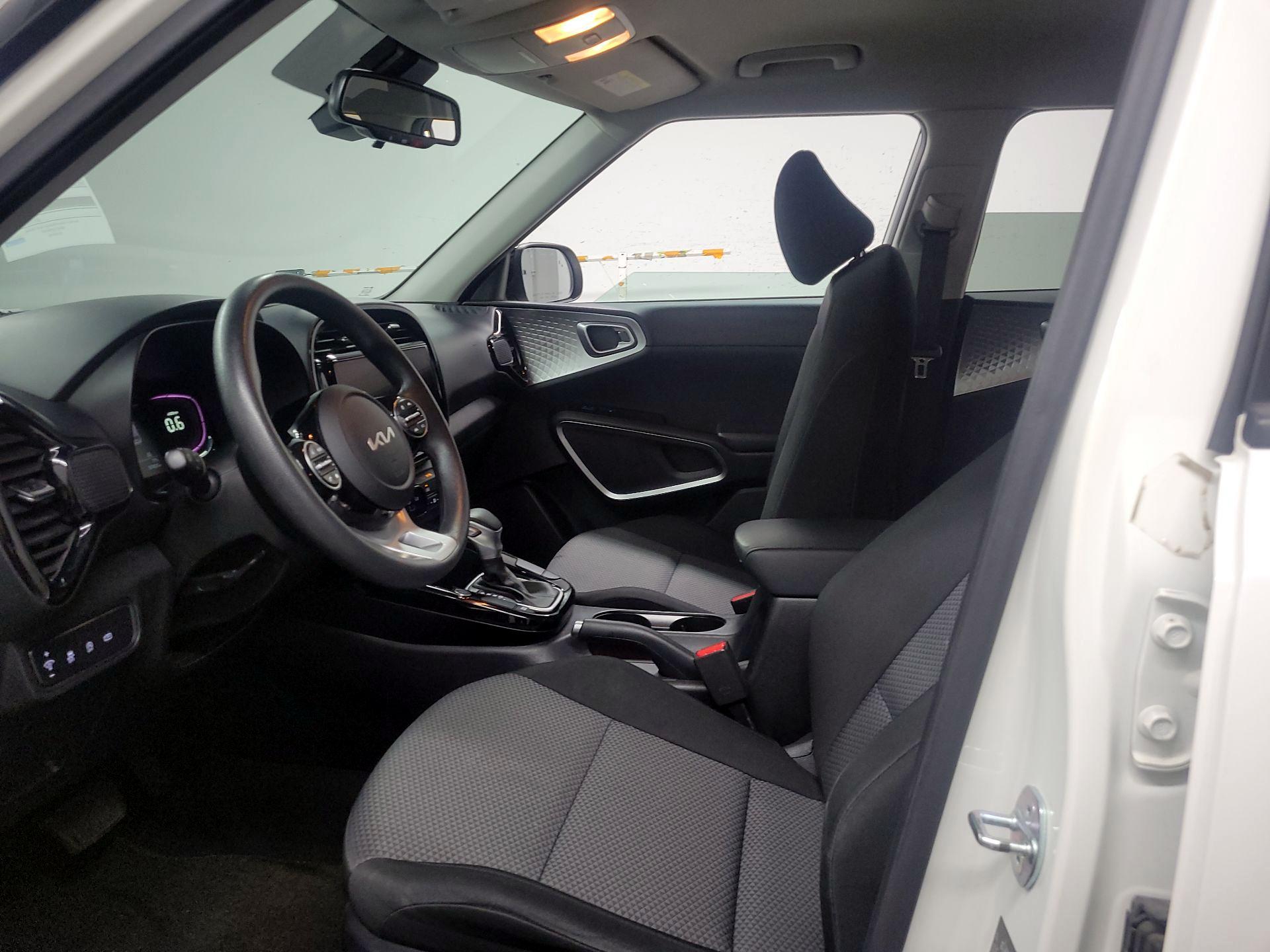 Thumbnail: 2023 Kia Soul - 11
