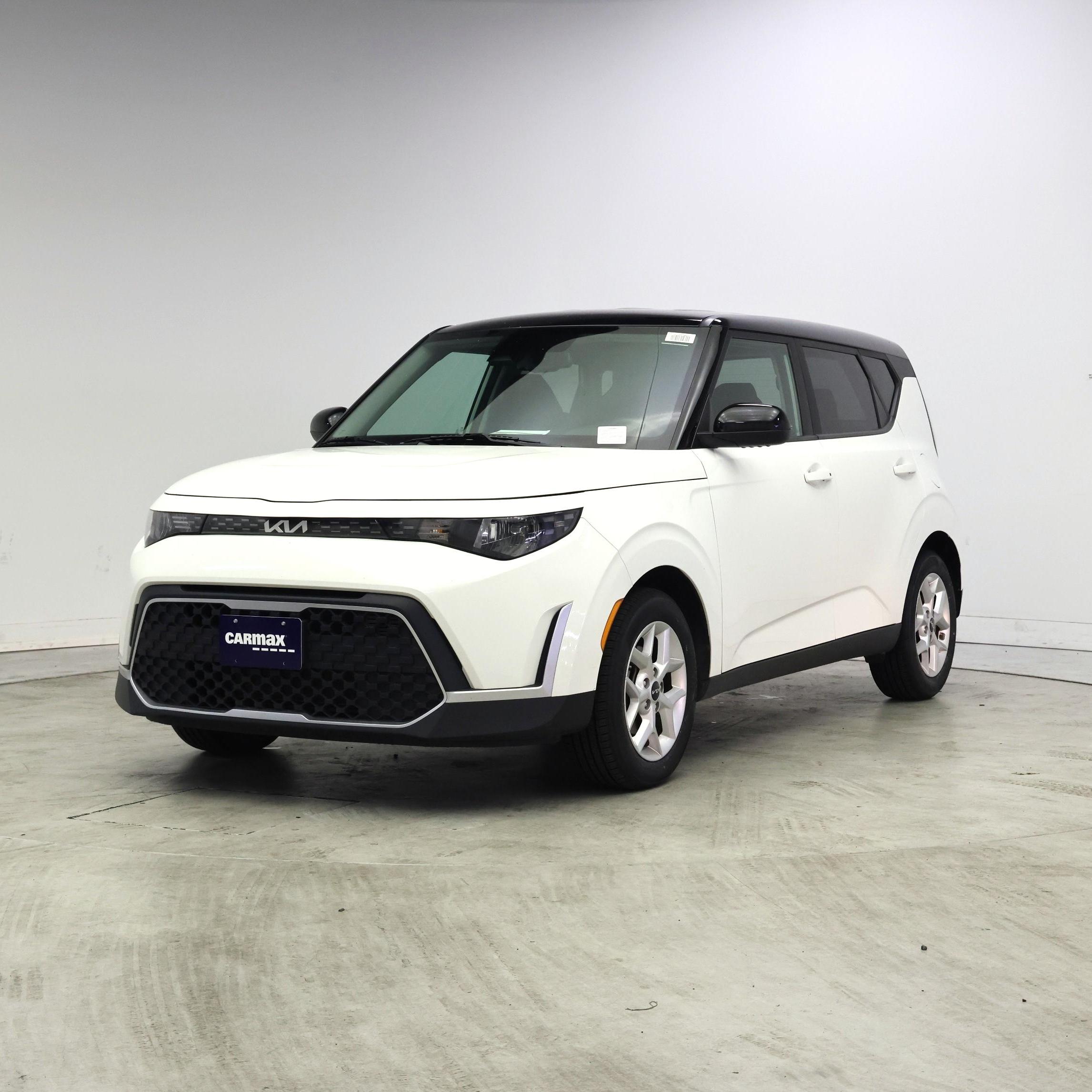 Thumbnail: 2023 Kia Soul - 4