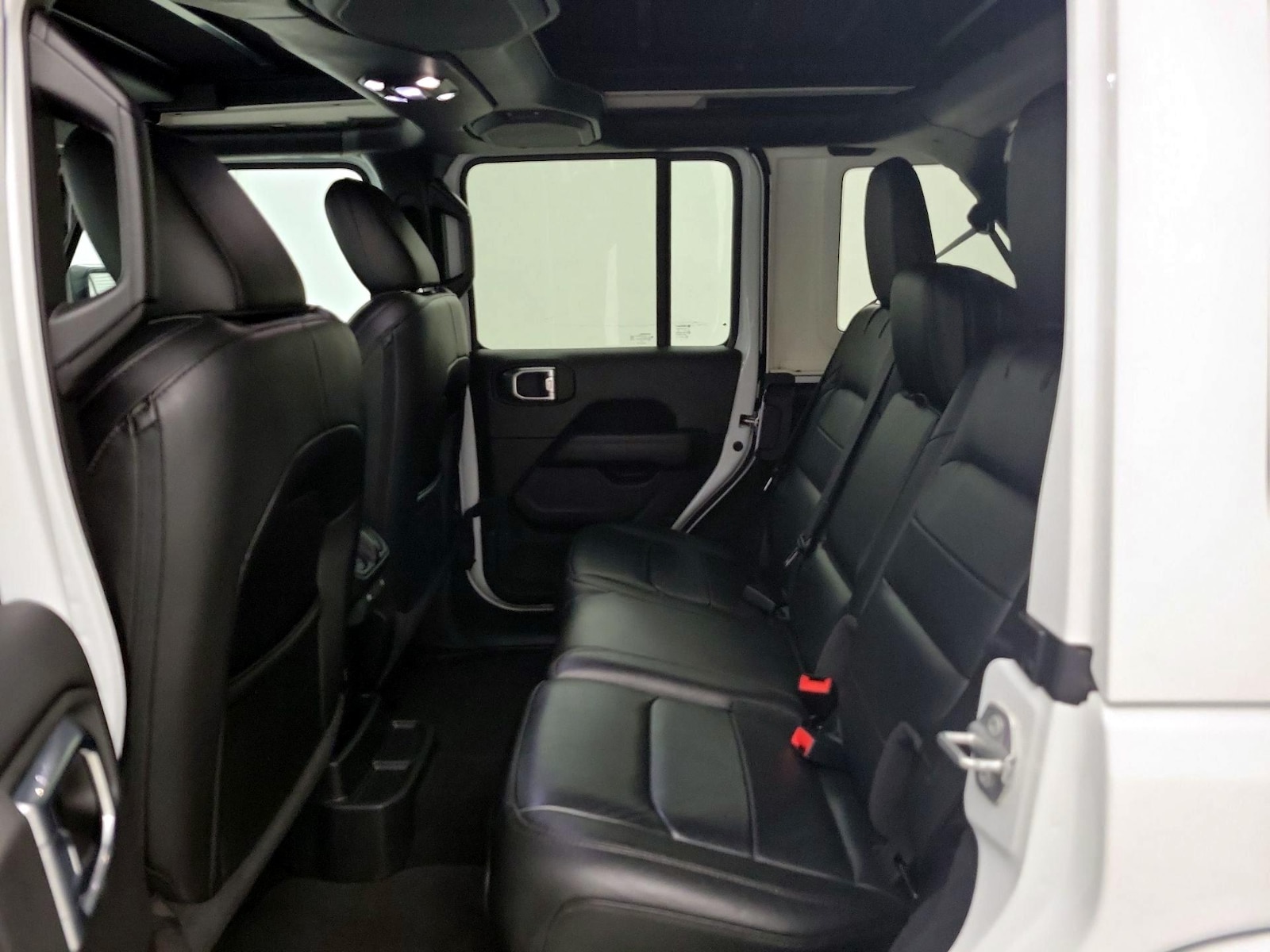 2023 Jeep Wrangler 4-Door Sahara Altitude - Photo 21