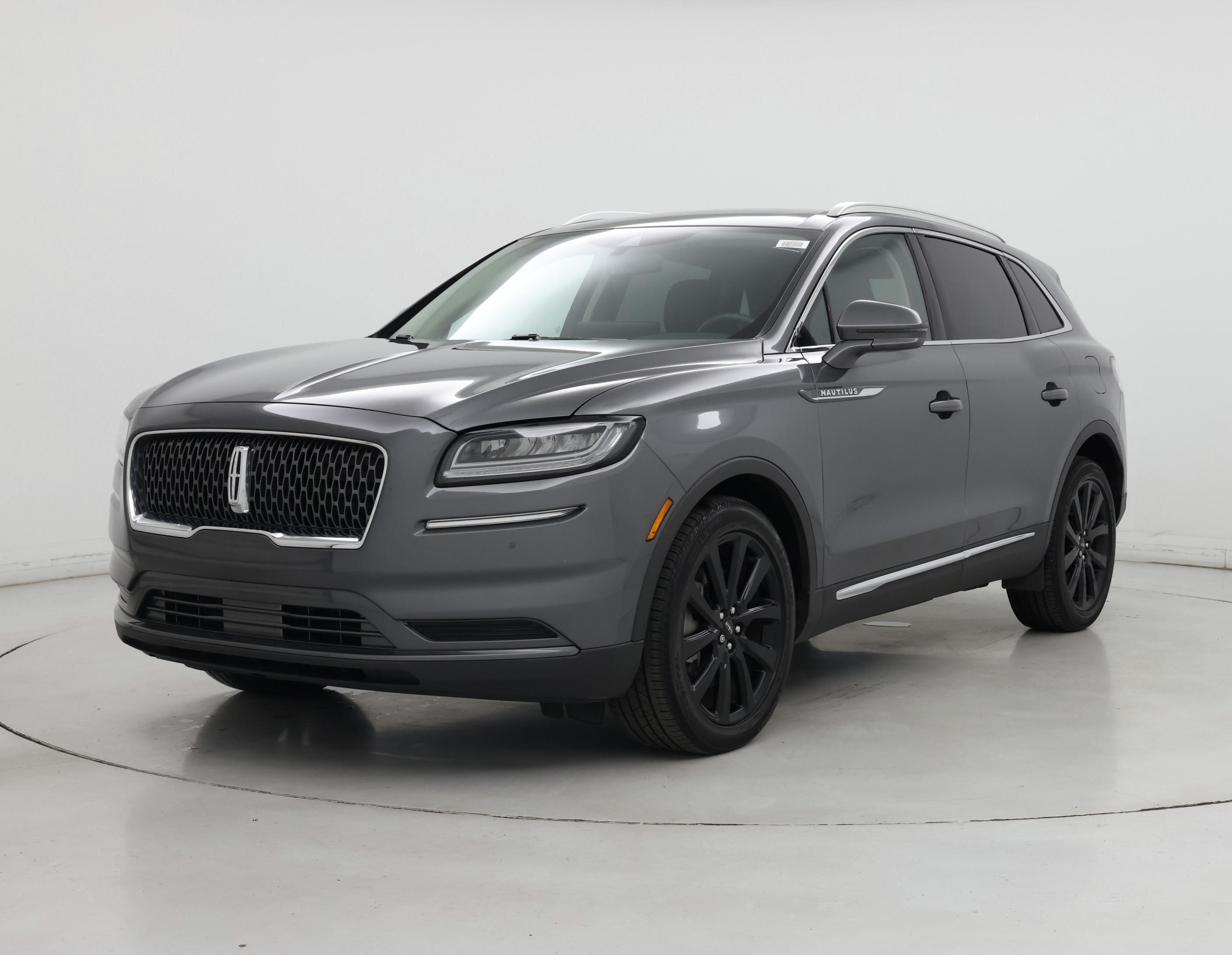 Thumbnail: 2023 Lincoln Nautilus - 4