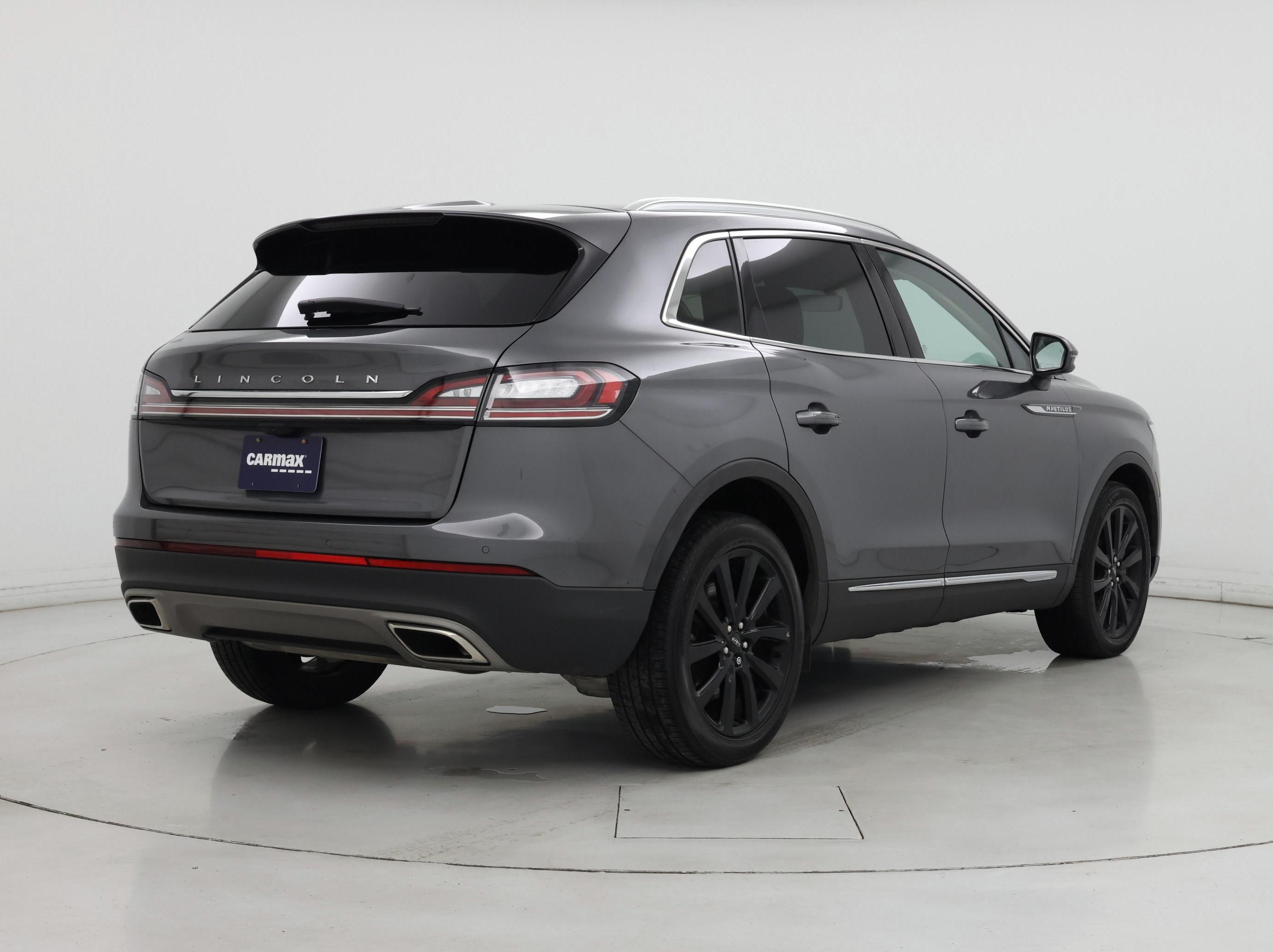 Thumbnail: 2023 Lincoln Nautilus - 8