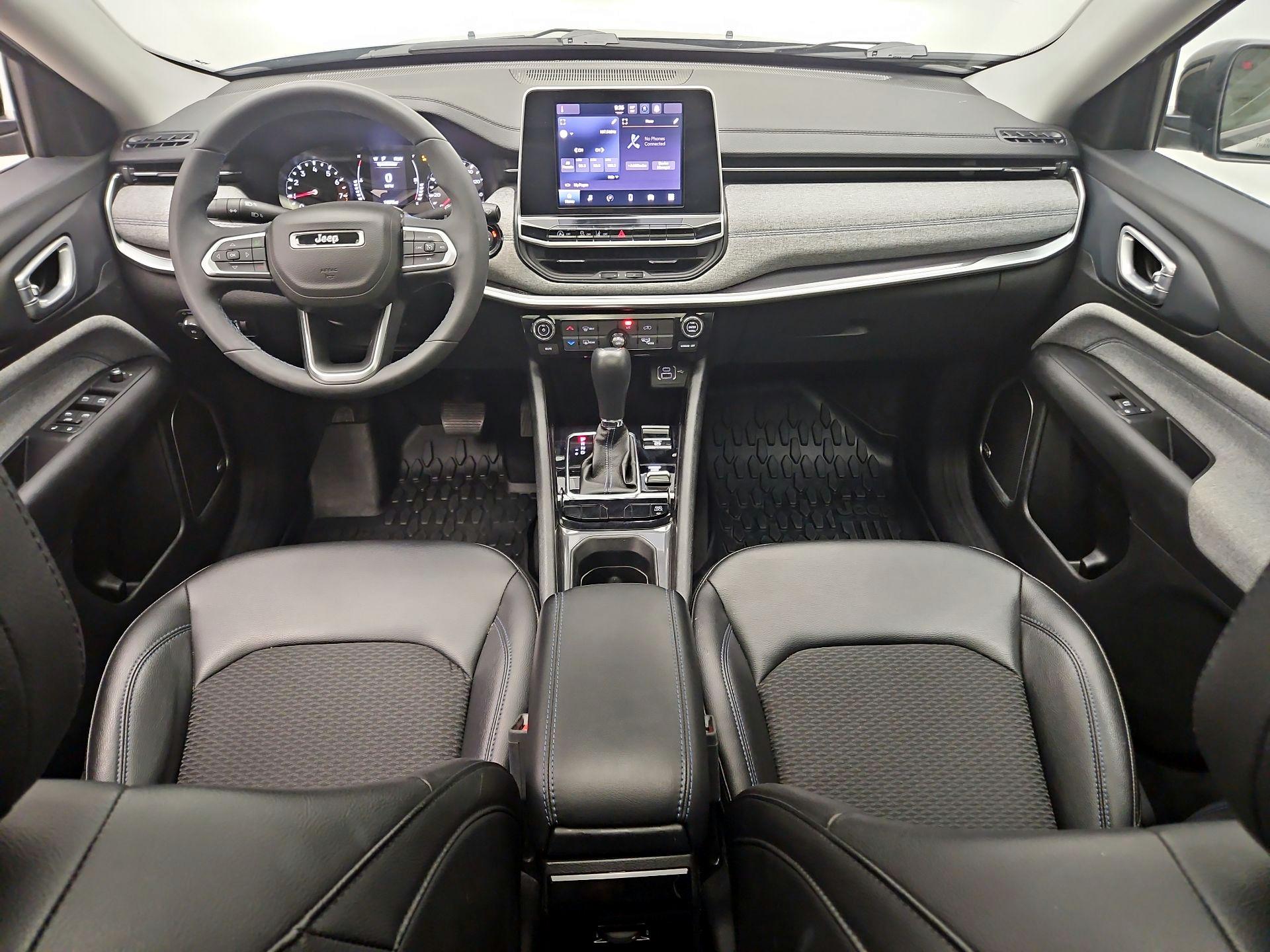 Thumbnail: 2022 Jeep Compass - 9