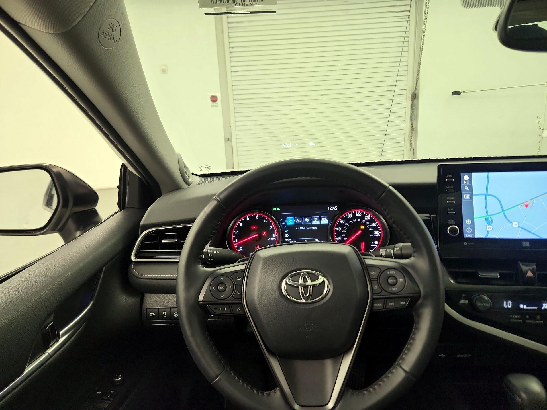 Thumbnail: 2023 Toyota Camry - 10