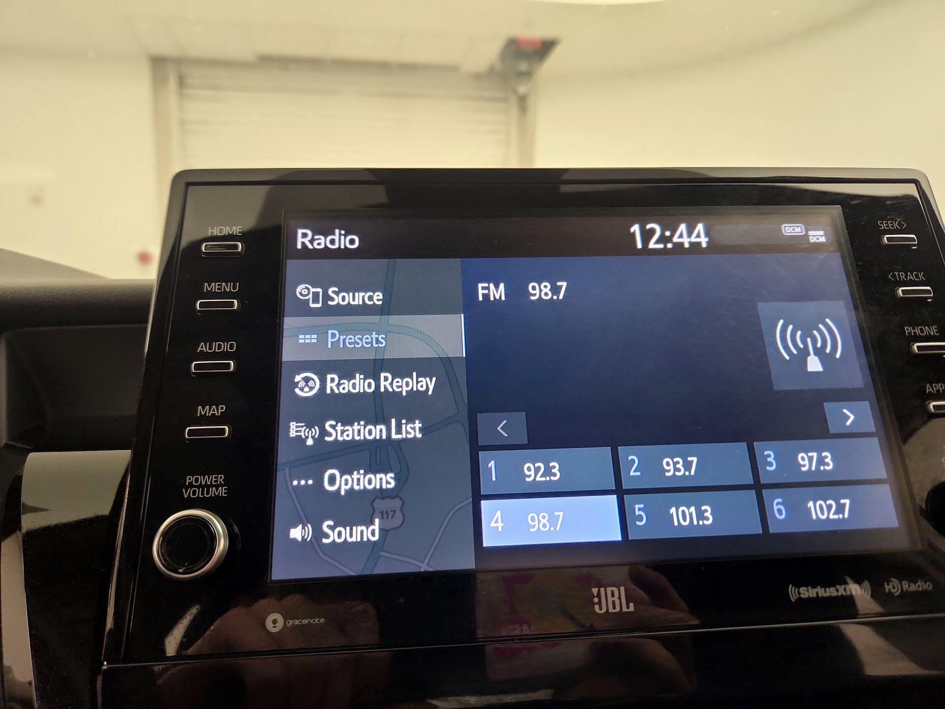 Thumbnail: 2023 Toyota Camry - 16