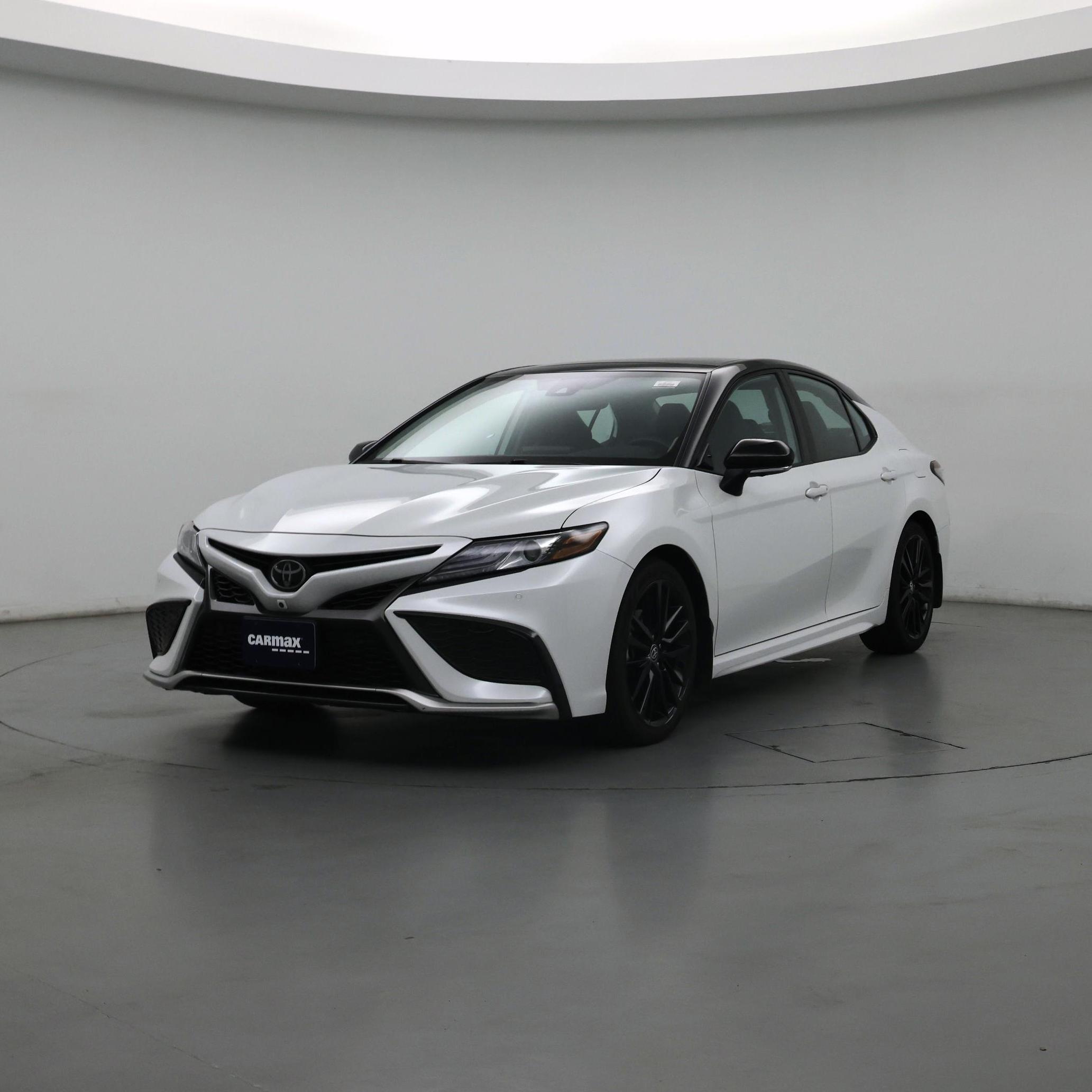 Thumbnail: 2023 Toyota Camry - 4