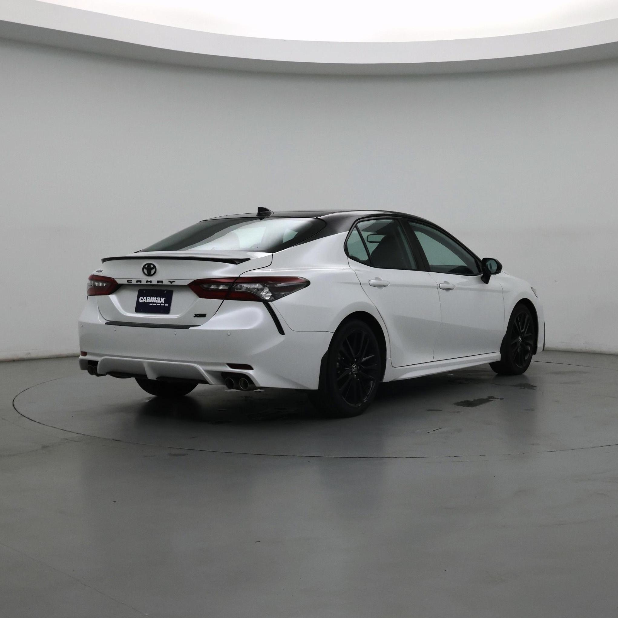 Thumbnail: 2023 Toyota Camry - 8