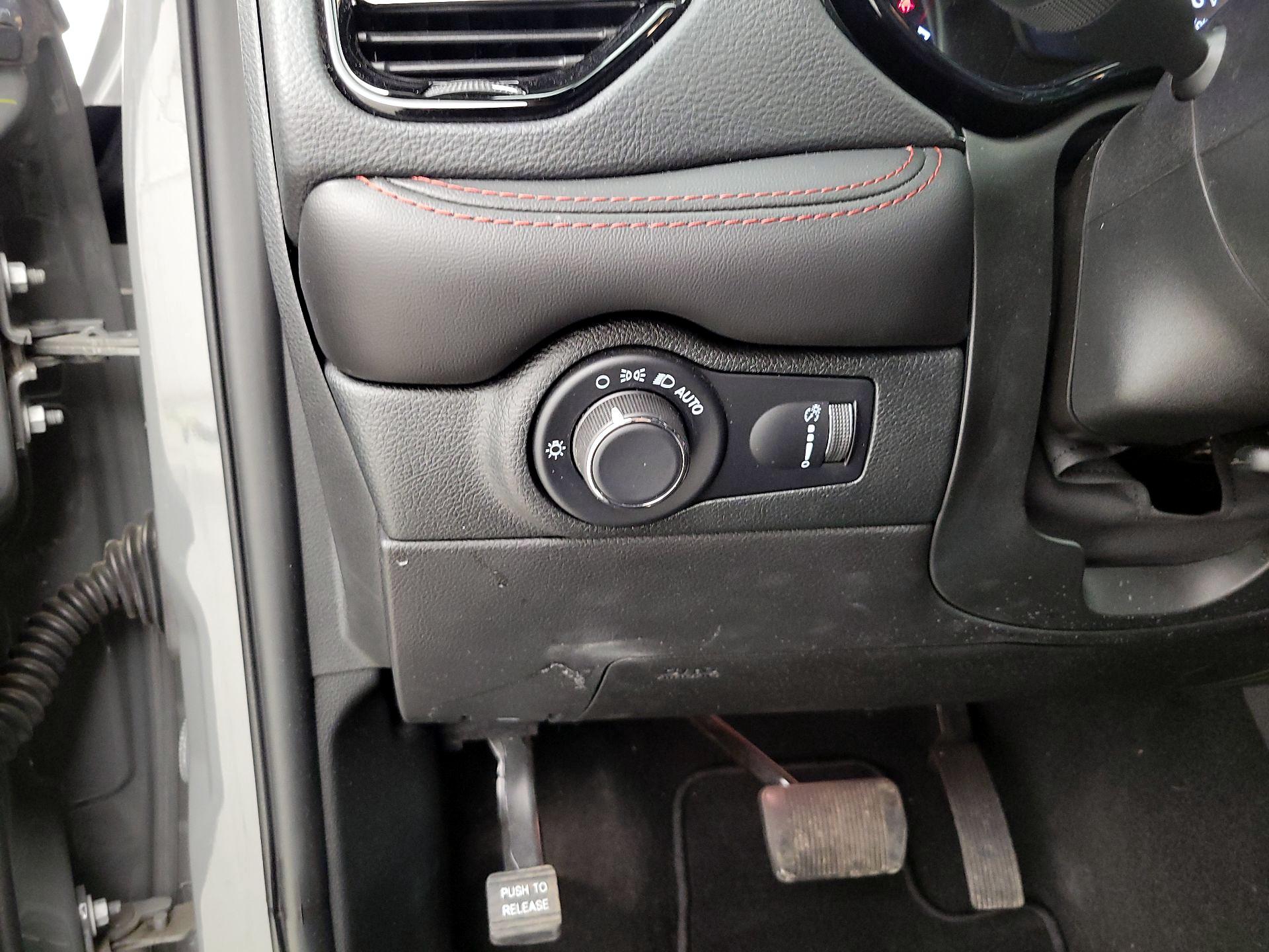 Thumbnail: 2023 Dodge Durango - 13