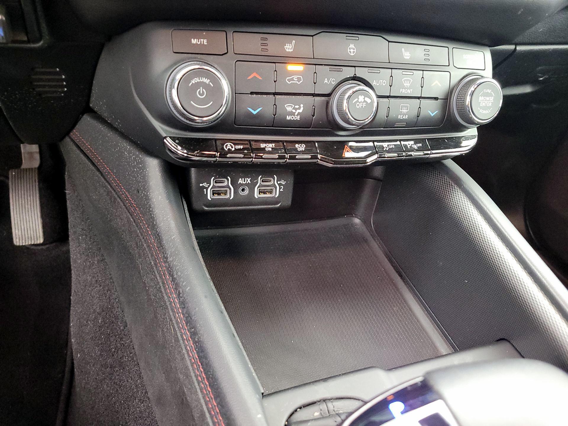 Thumbnail: 2023 Dodge Durango - 19