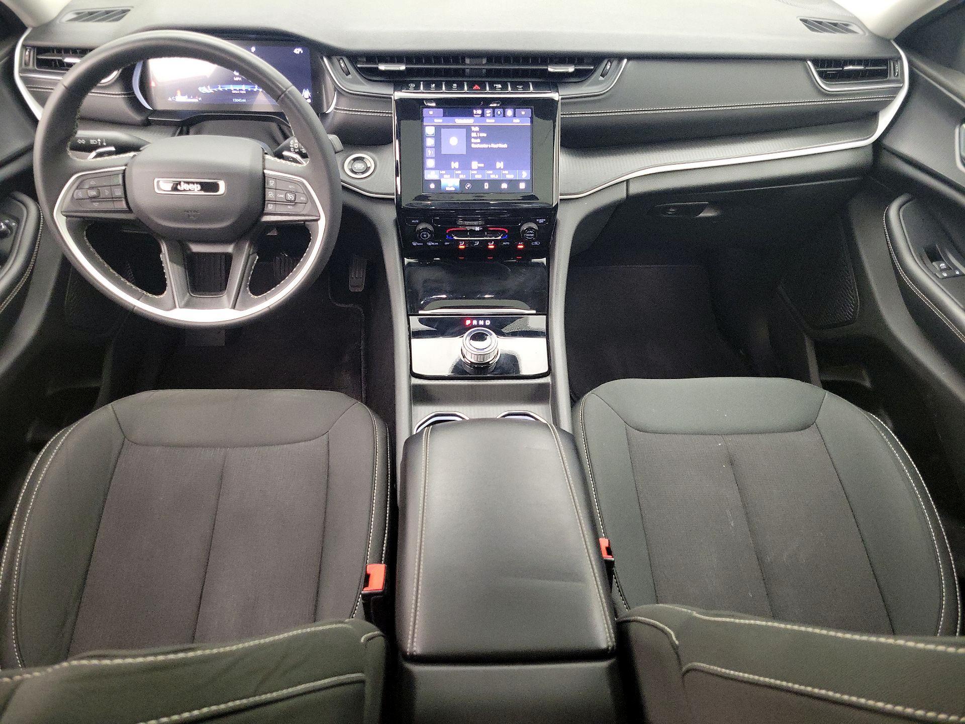 Thumbnail: 2023 Jeep Grand Cherokee L - 9