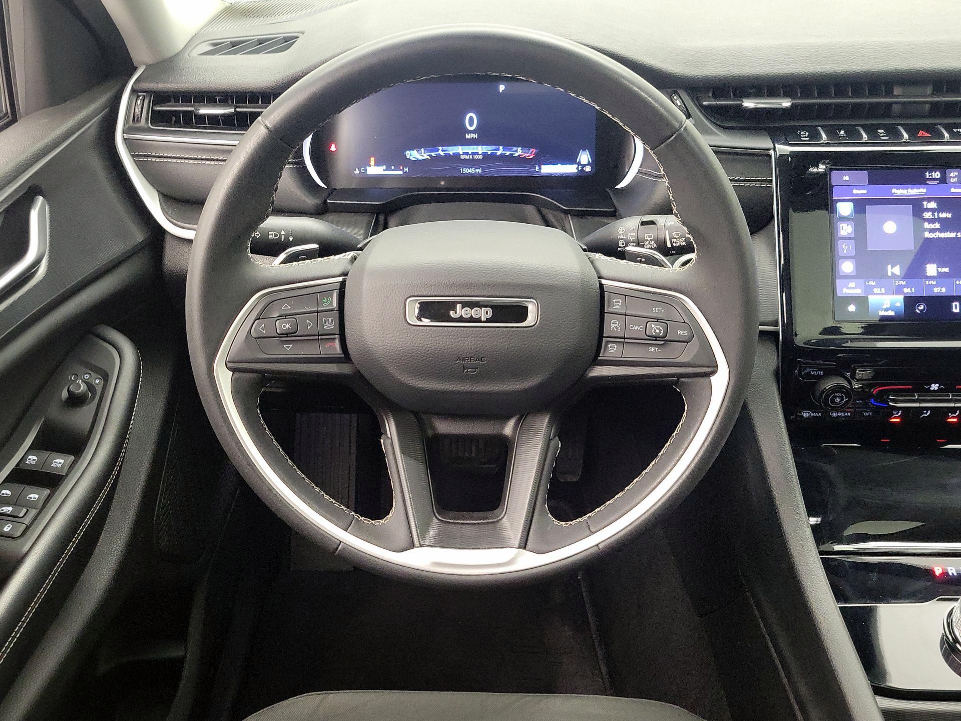 Thumbnail: 2023 Jeep Grand Cherokee L - 10