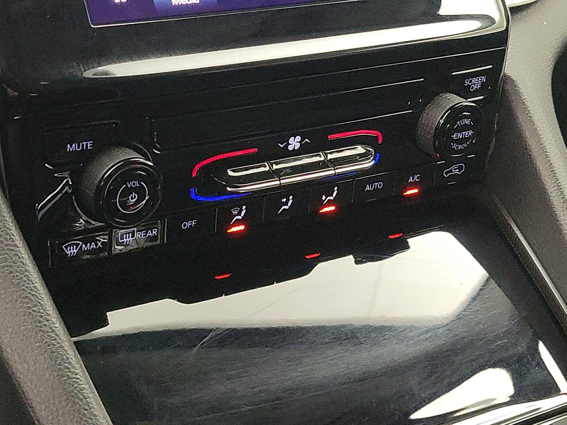 Thumbnail: 2023 Jeep Grand Cherokee L - 16