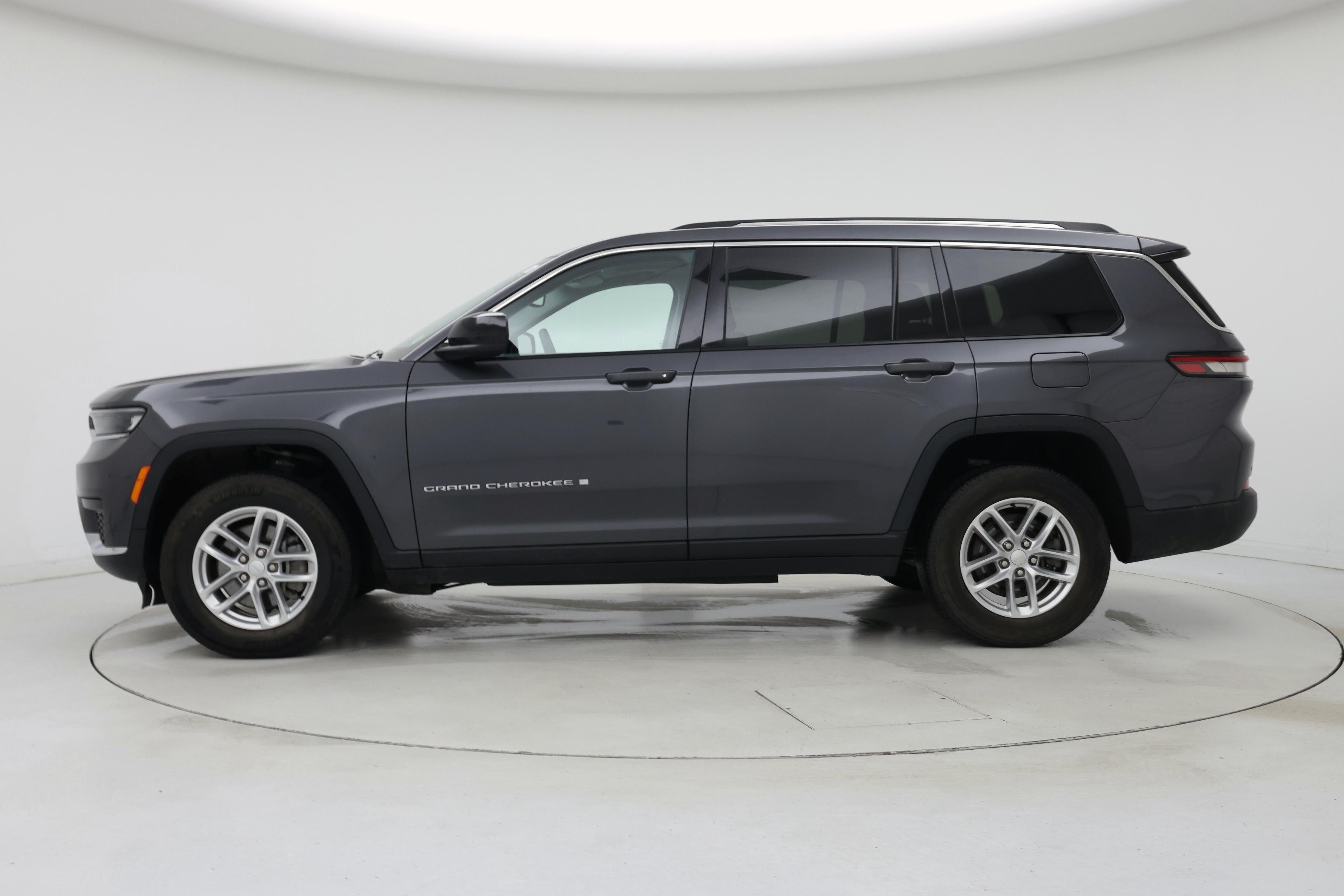 Thumbnail: 2023 Jeep Grand Cherokee L - 3