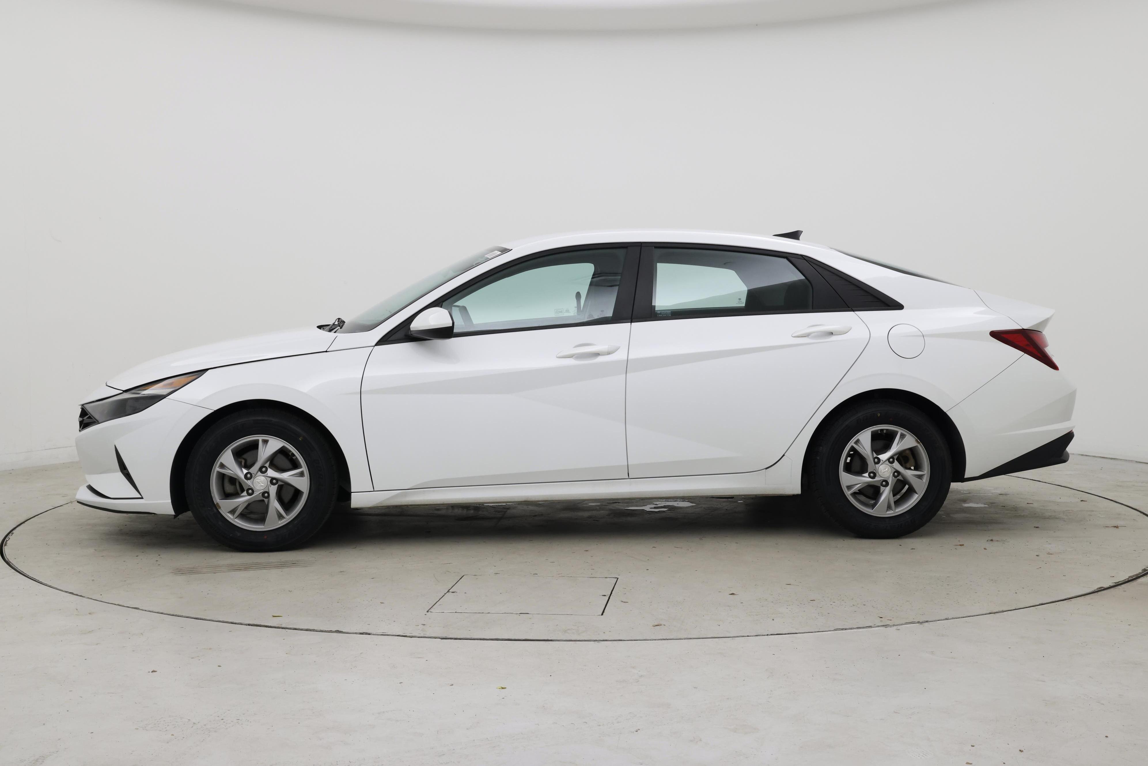 Thumbnail: 2021 Hyundai Elantra - 3