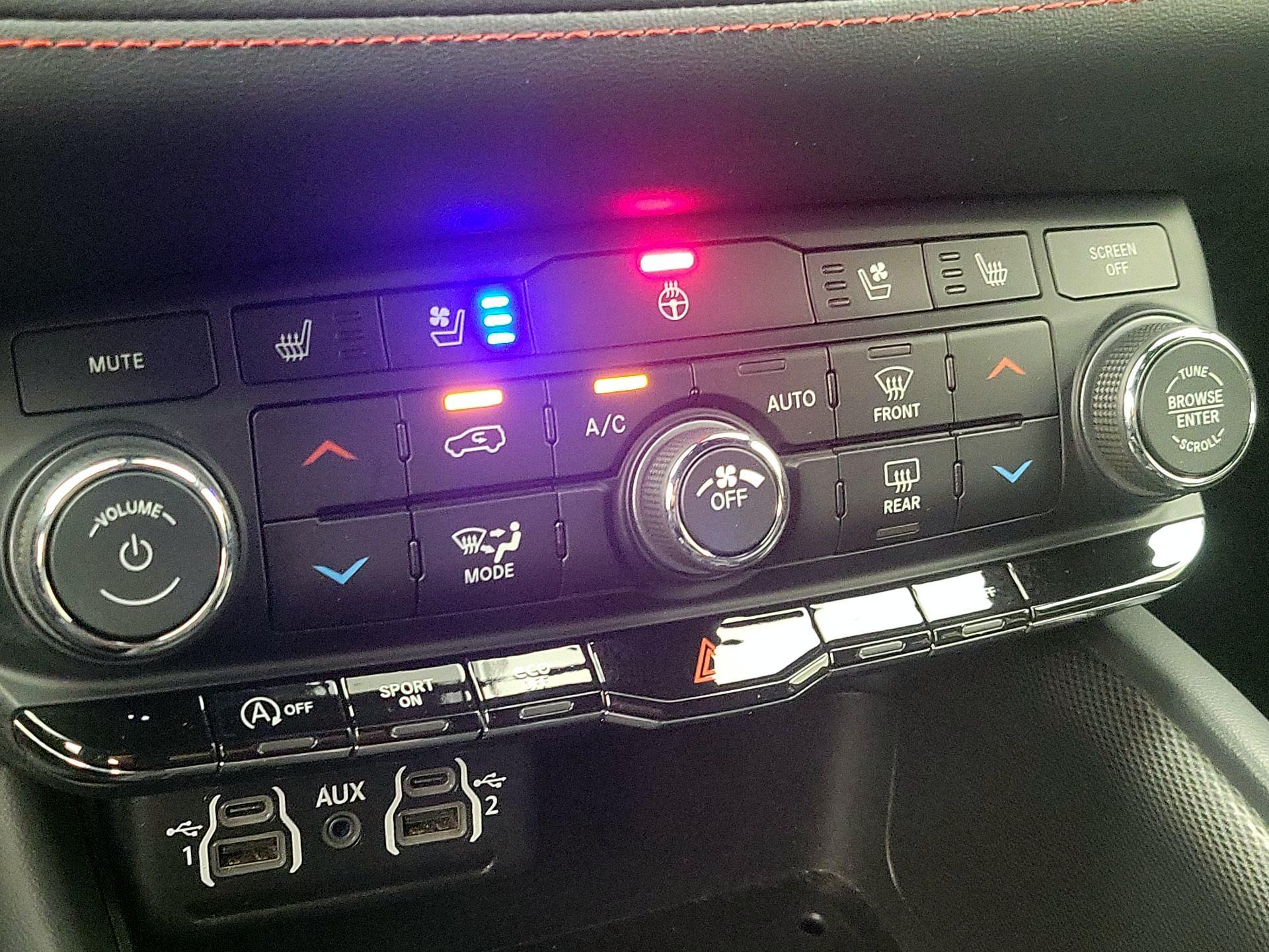 Thumbnail: 2024 Dodge Durango - 17