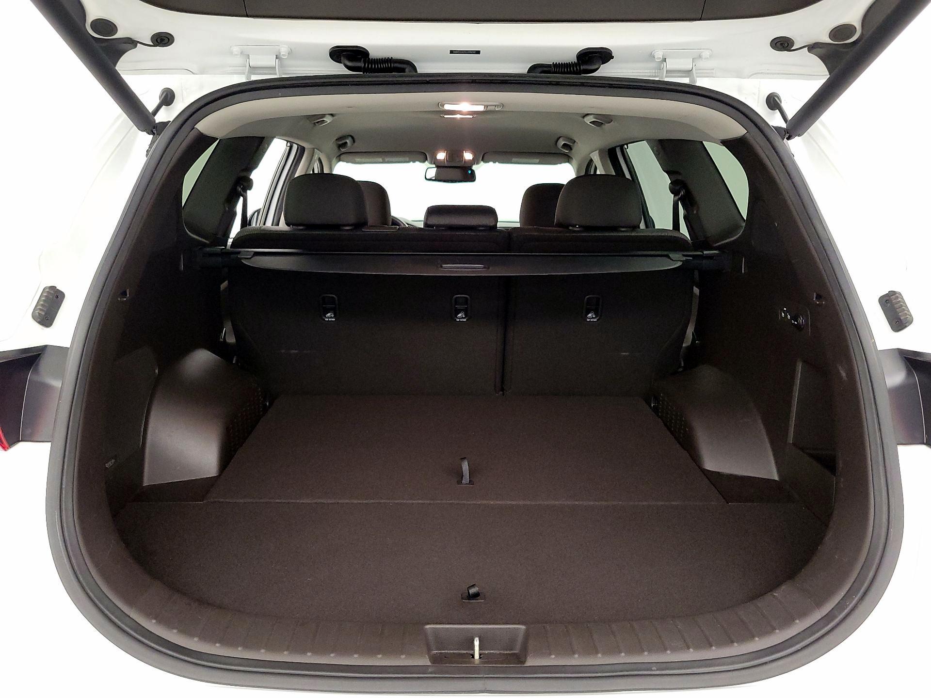 Thumbnail: 2020 Hyundai Santa Fe - 19