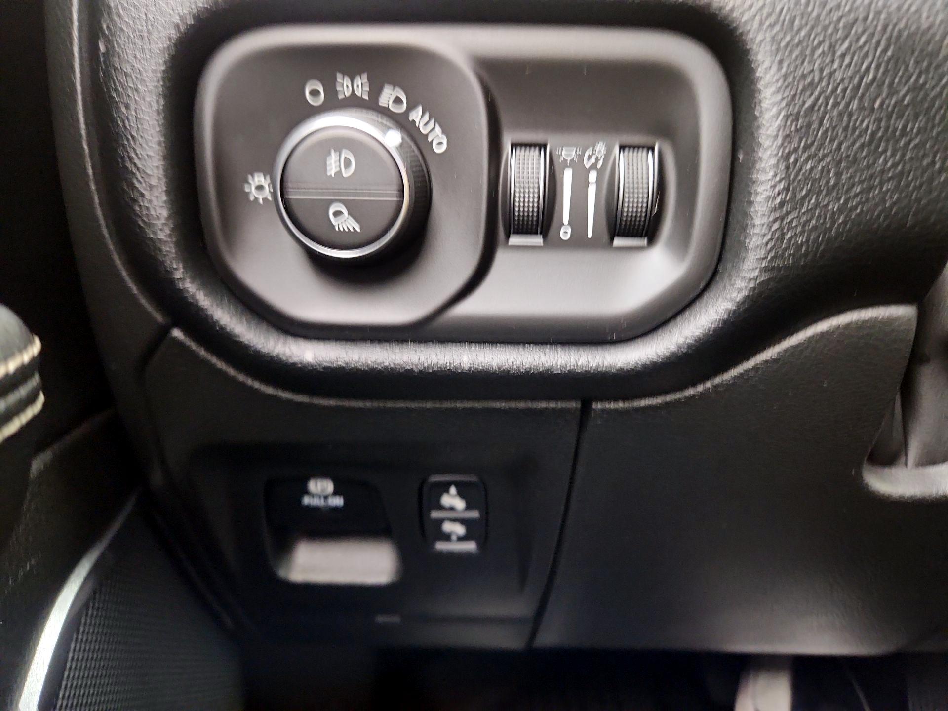 Thumbnail: 2022 RAM 1500 - 13