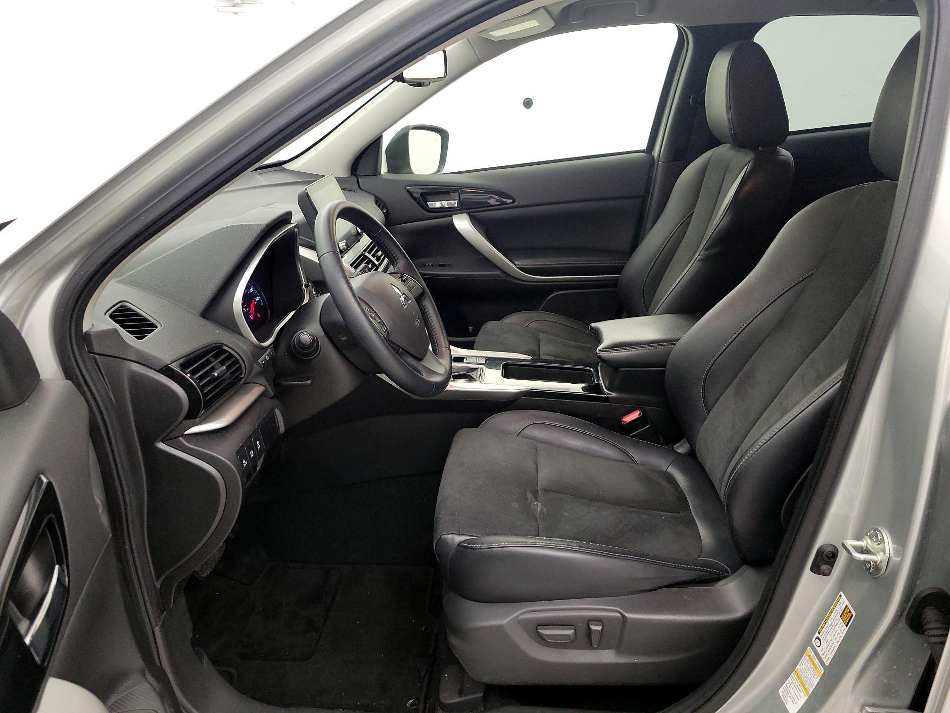 Thumbnail: 2022 Mitsubishi Eclipse Cross - 11