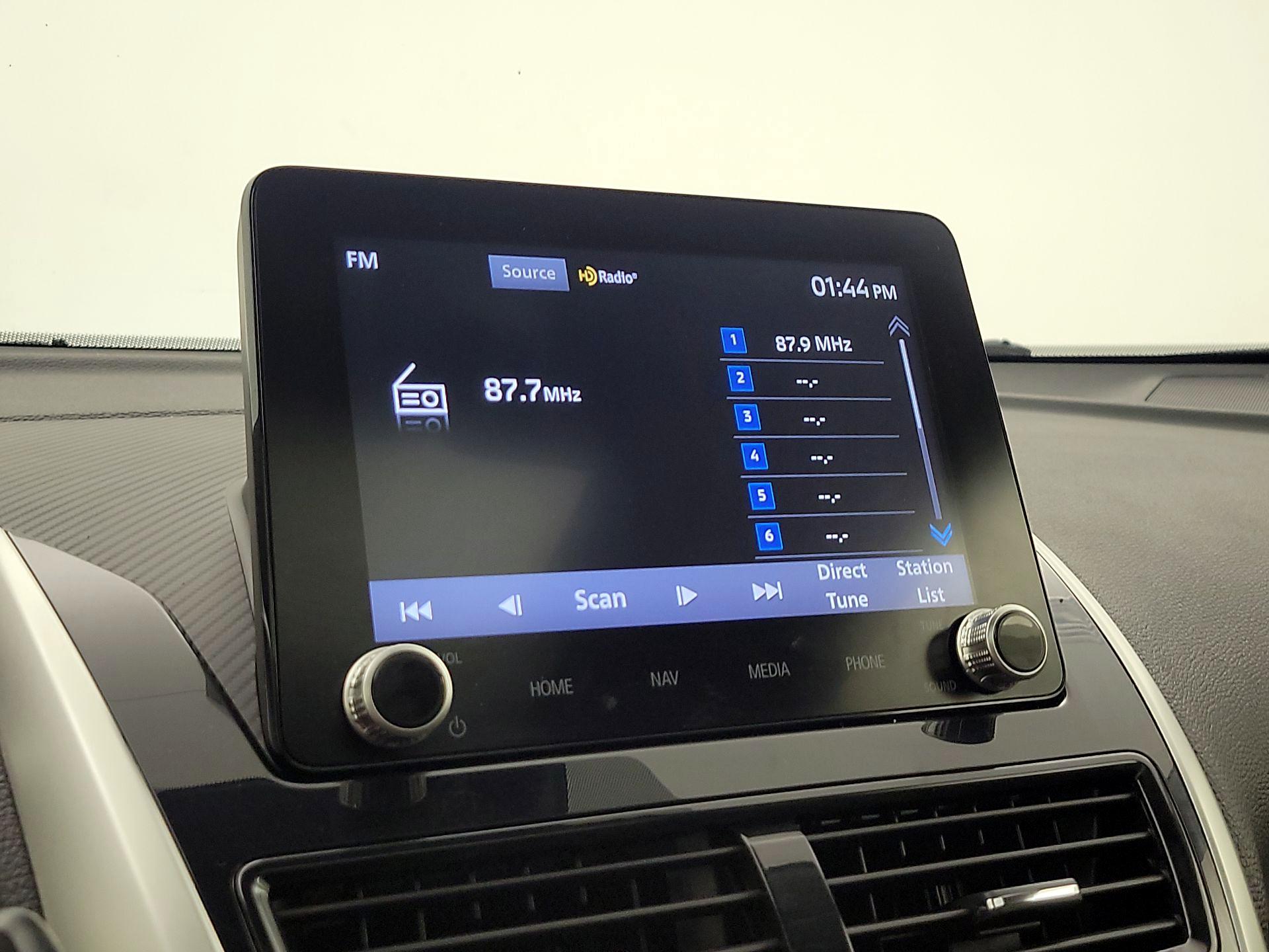 Thumbnail: 2022 Mitsubishi Eclipse Cross - 16