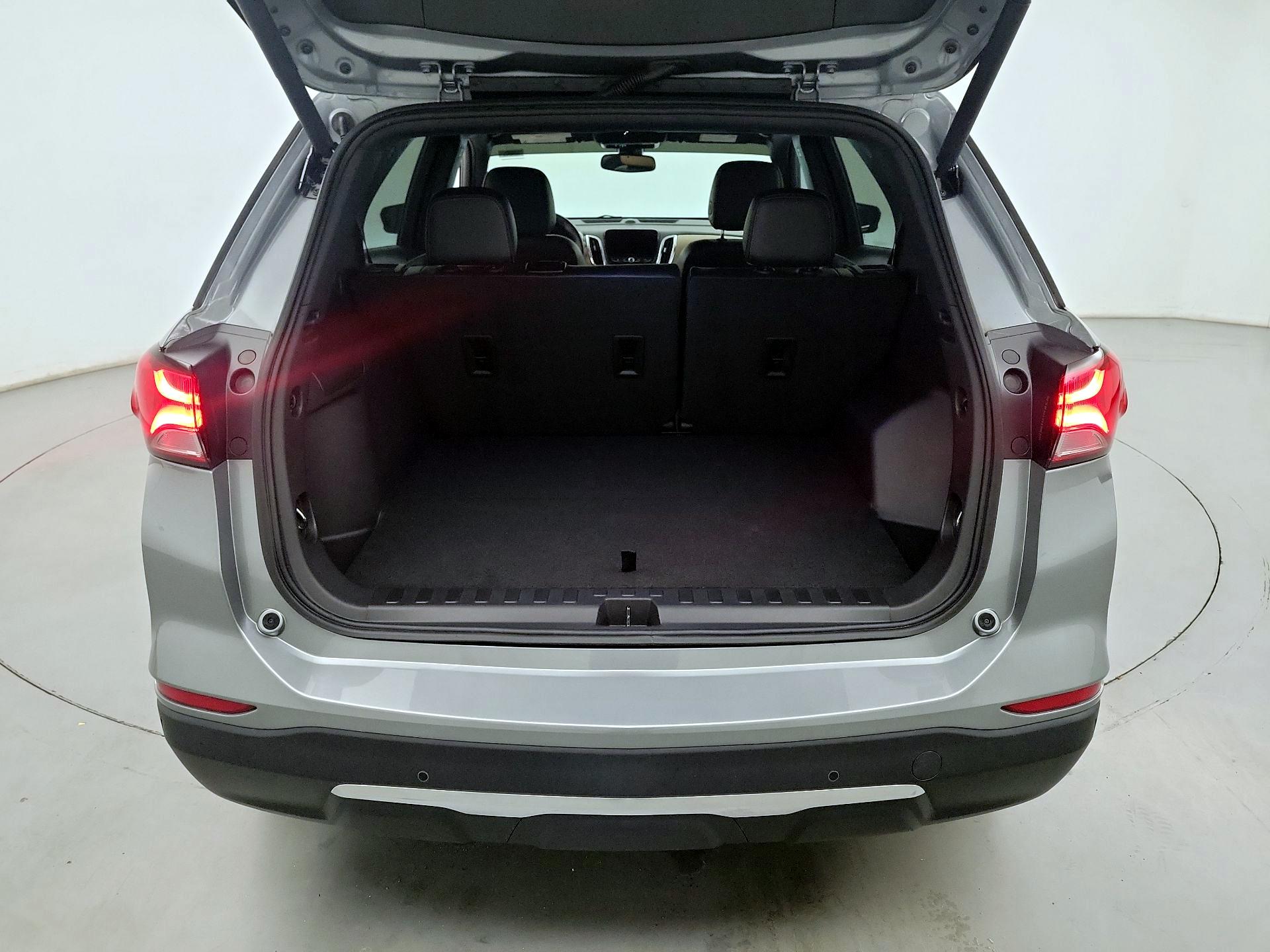 Thumbnail: 2023 Chevrolet Equinox - 18