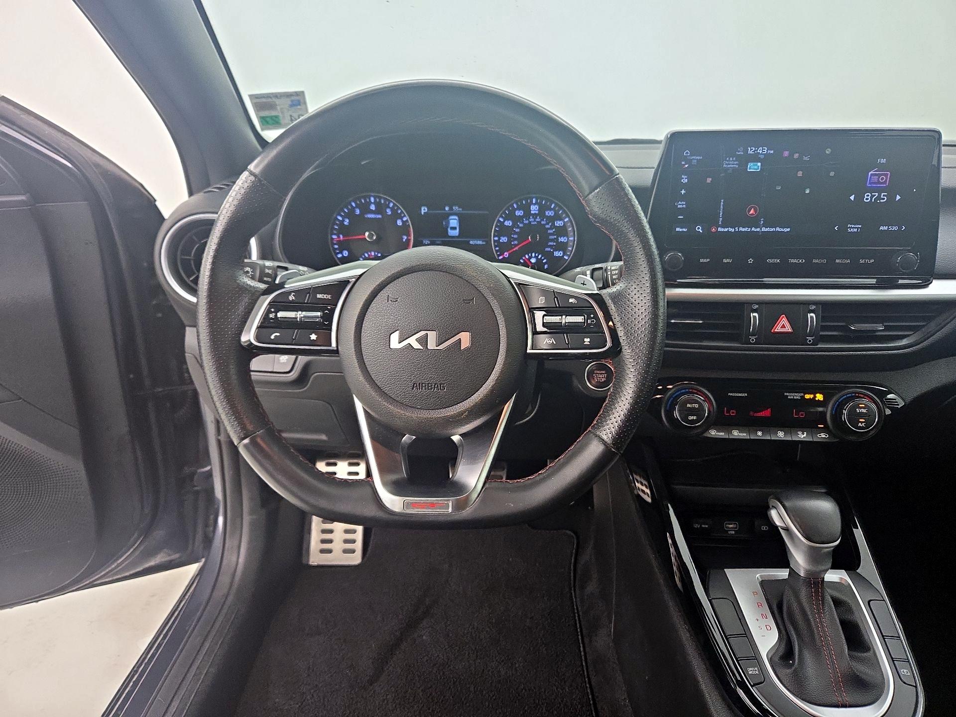 Thumbnail: 2023 Kia Forte - 10