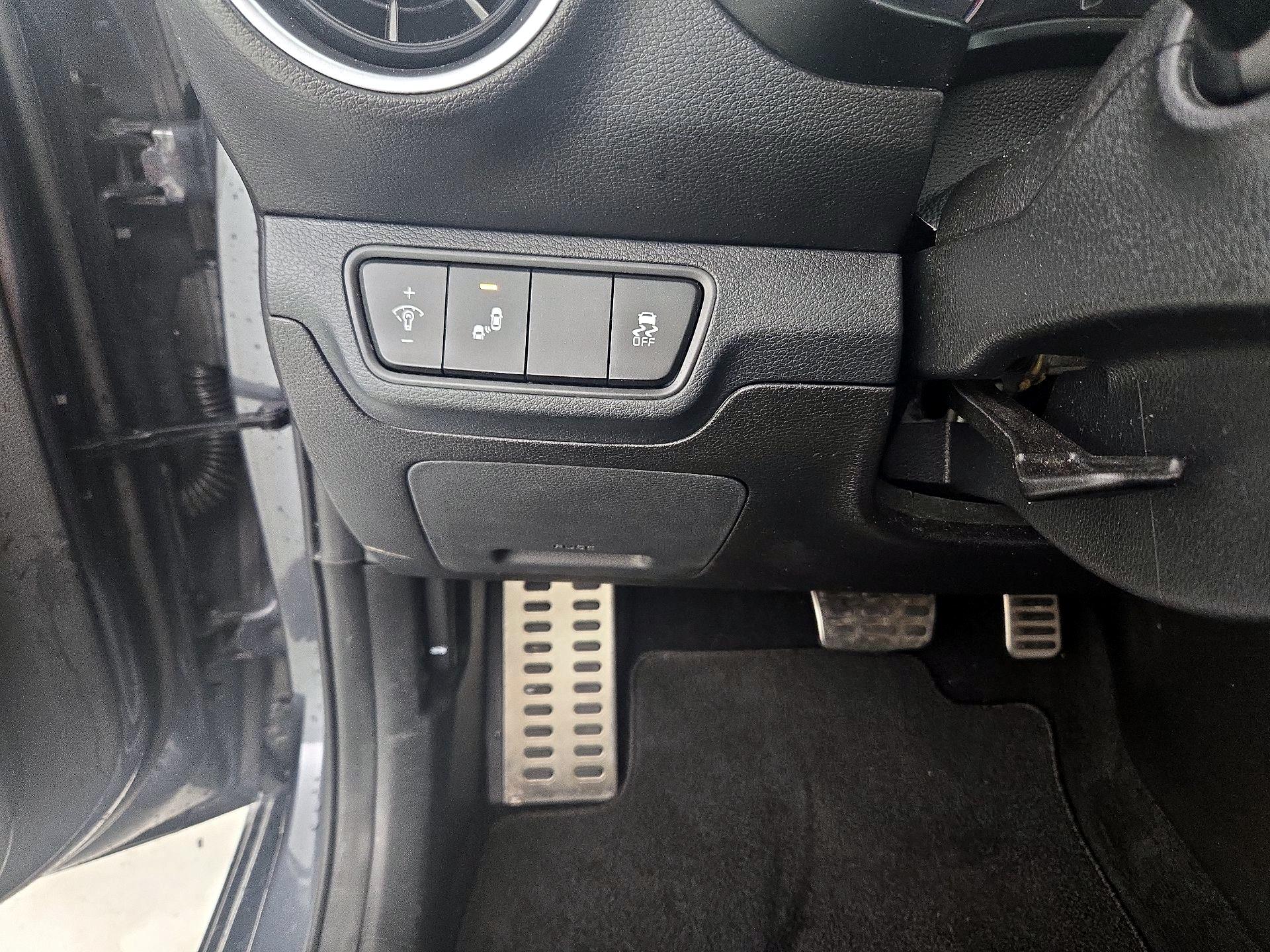 Thumbnail: 2023 Kia Forte - 13