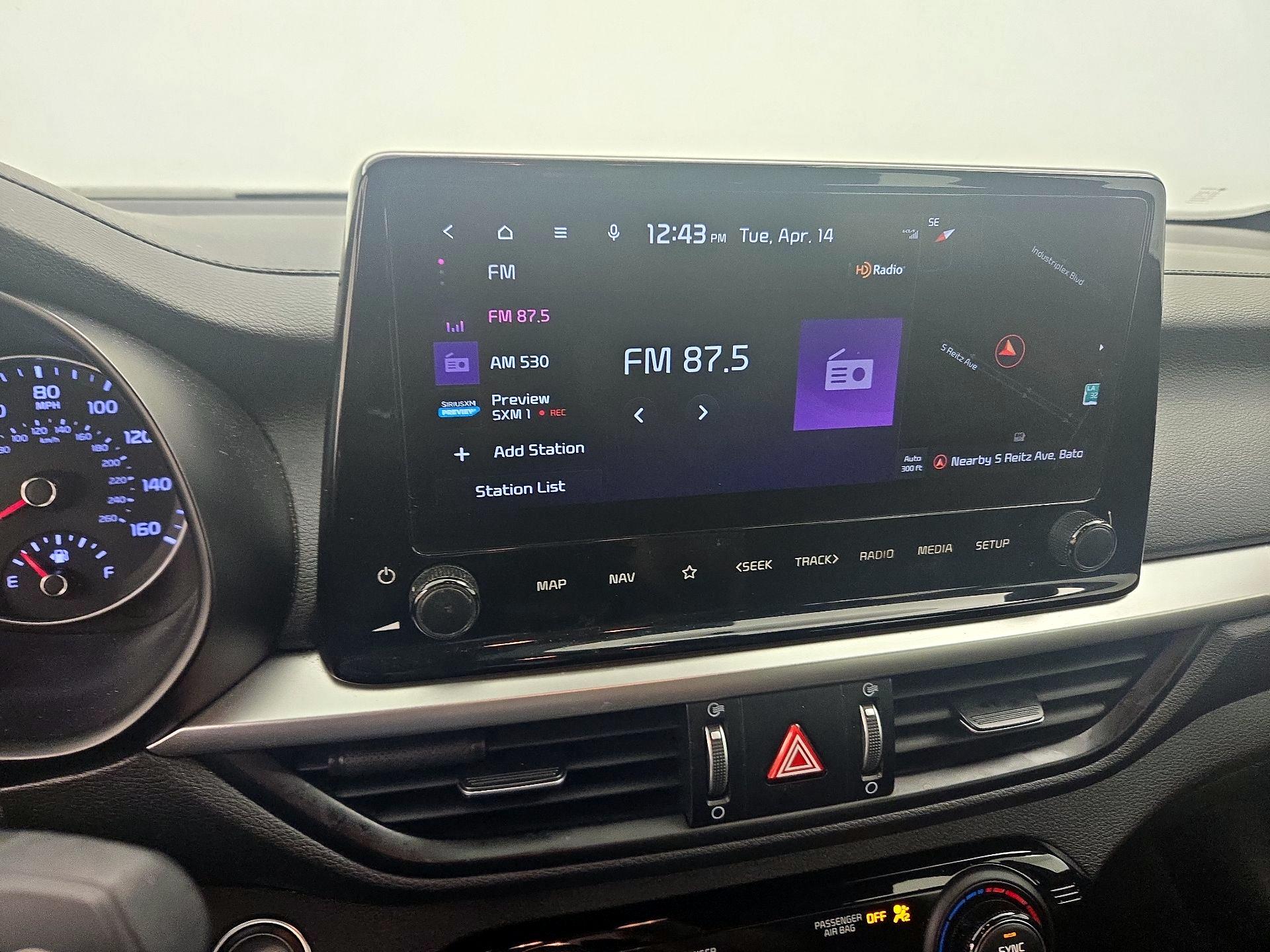 Thumbnail: 2023 Kia Forte - 16