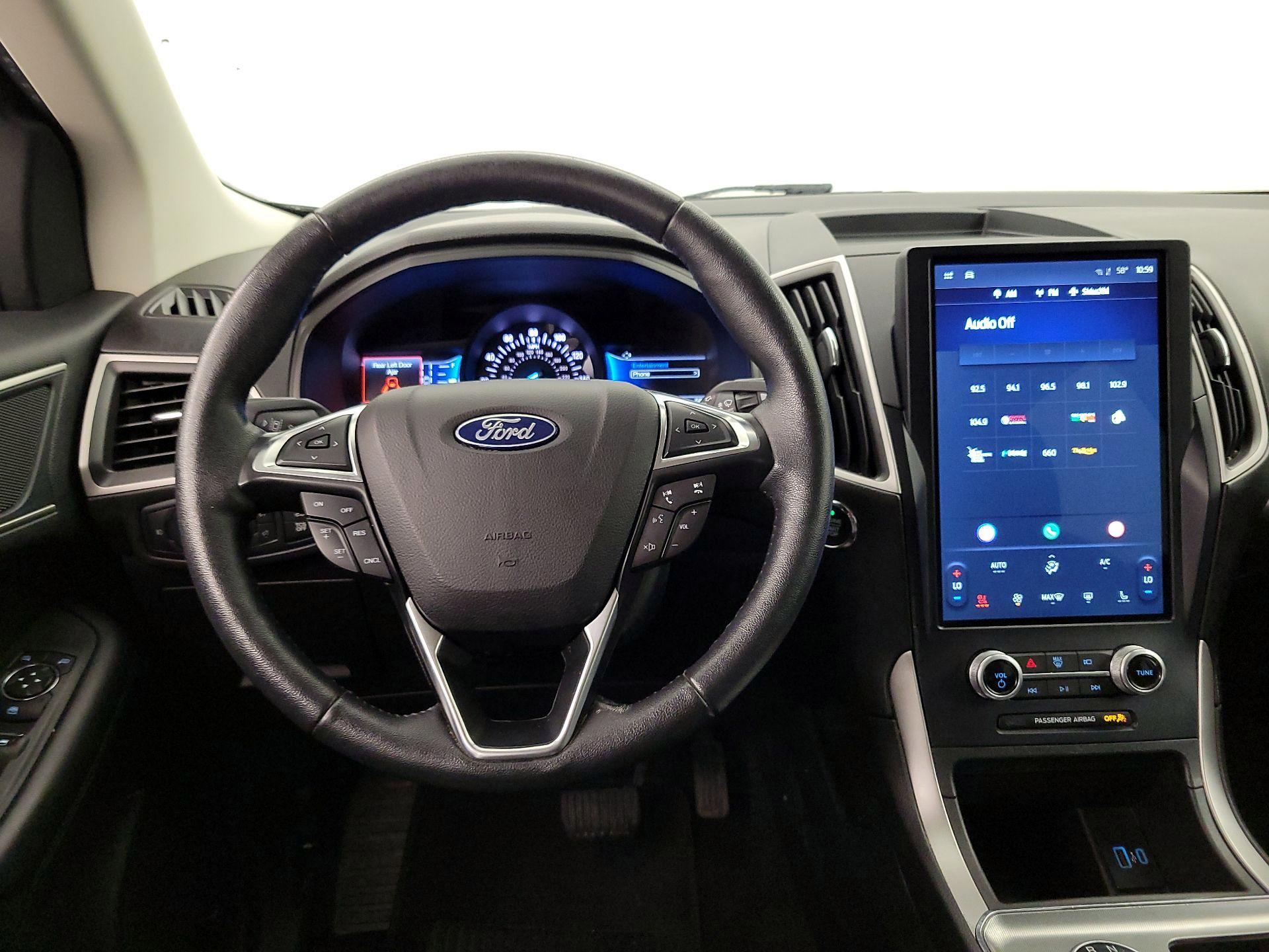 Thumbnail: 2022 Ford Edge - 10