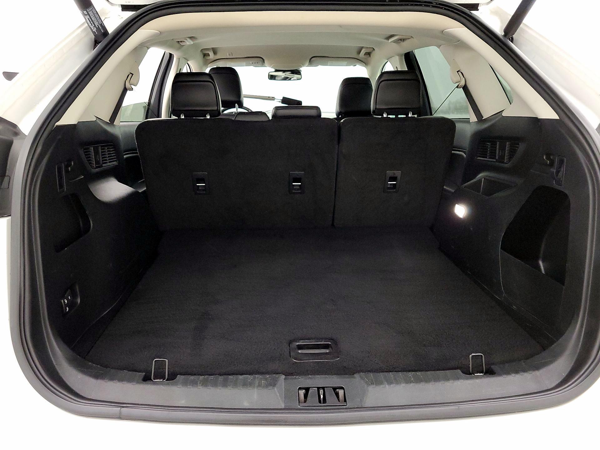 Thumbnail: 2022 Ford Edge - 20