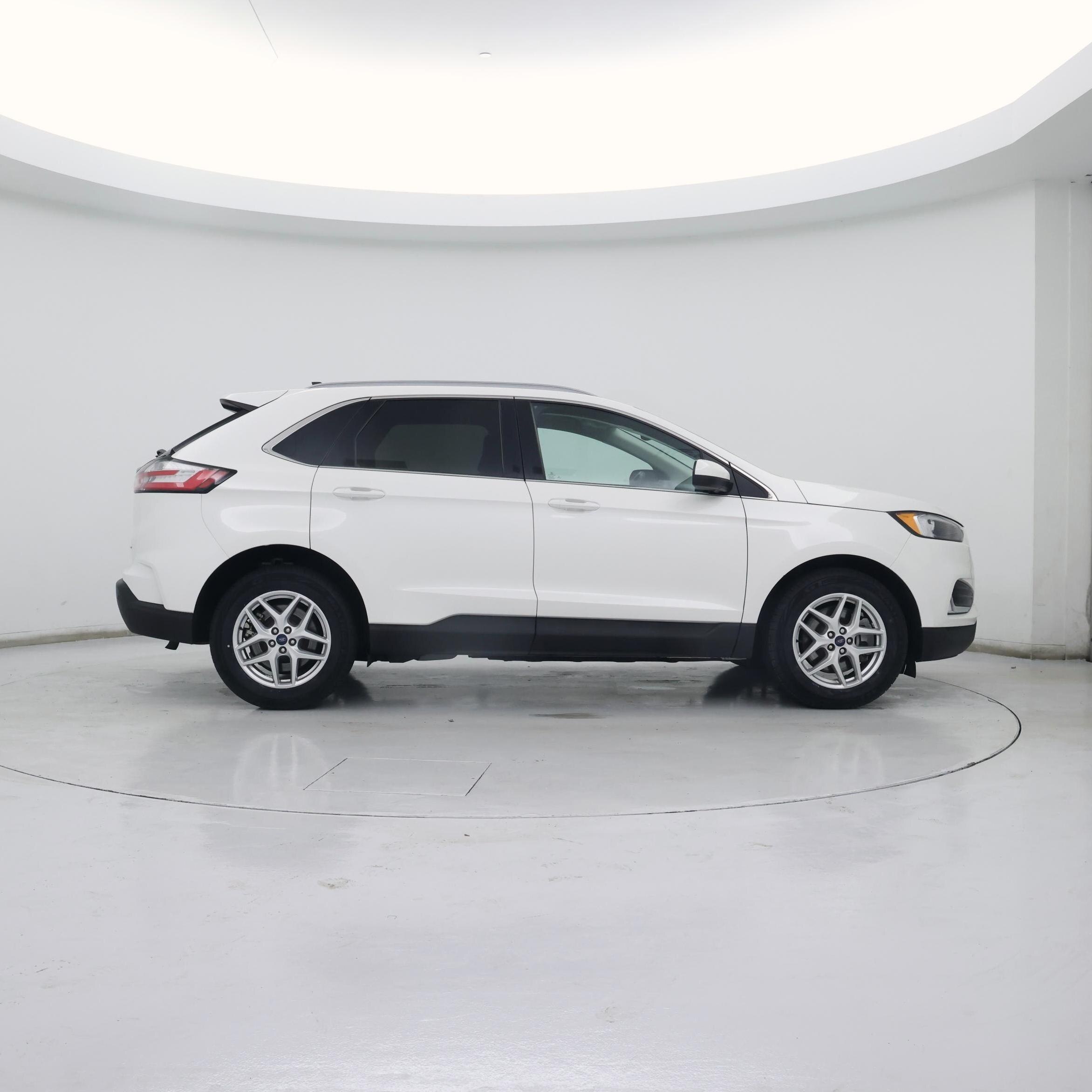 Thumbnail: 2022 Ford Edge - 7