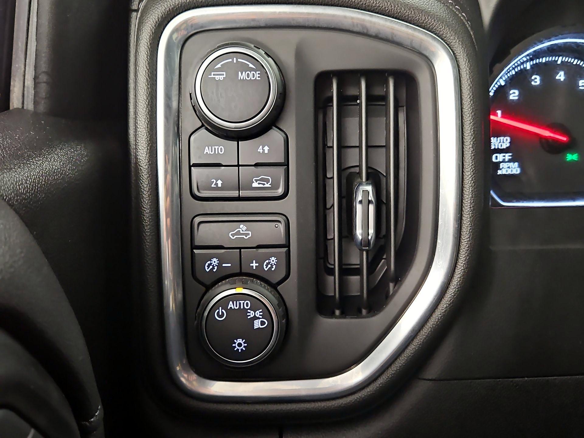 Thumbnail: 2021 Chevrolet Silverado 1500 - 13
