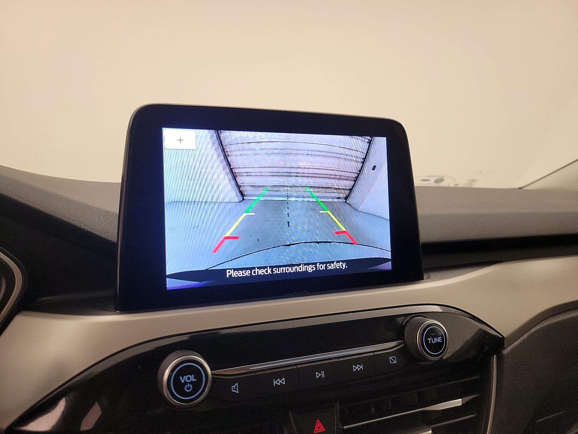 Thumbnail: 2022 Ford Escape - 14