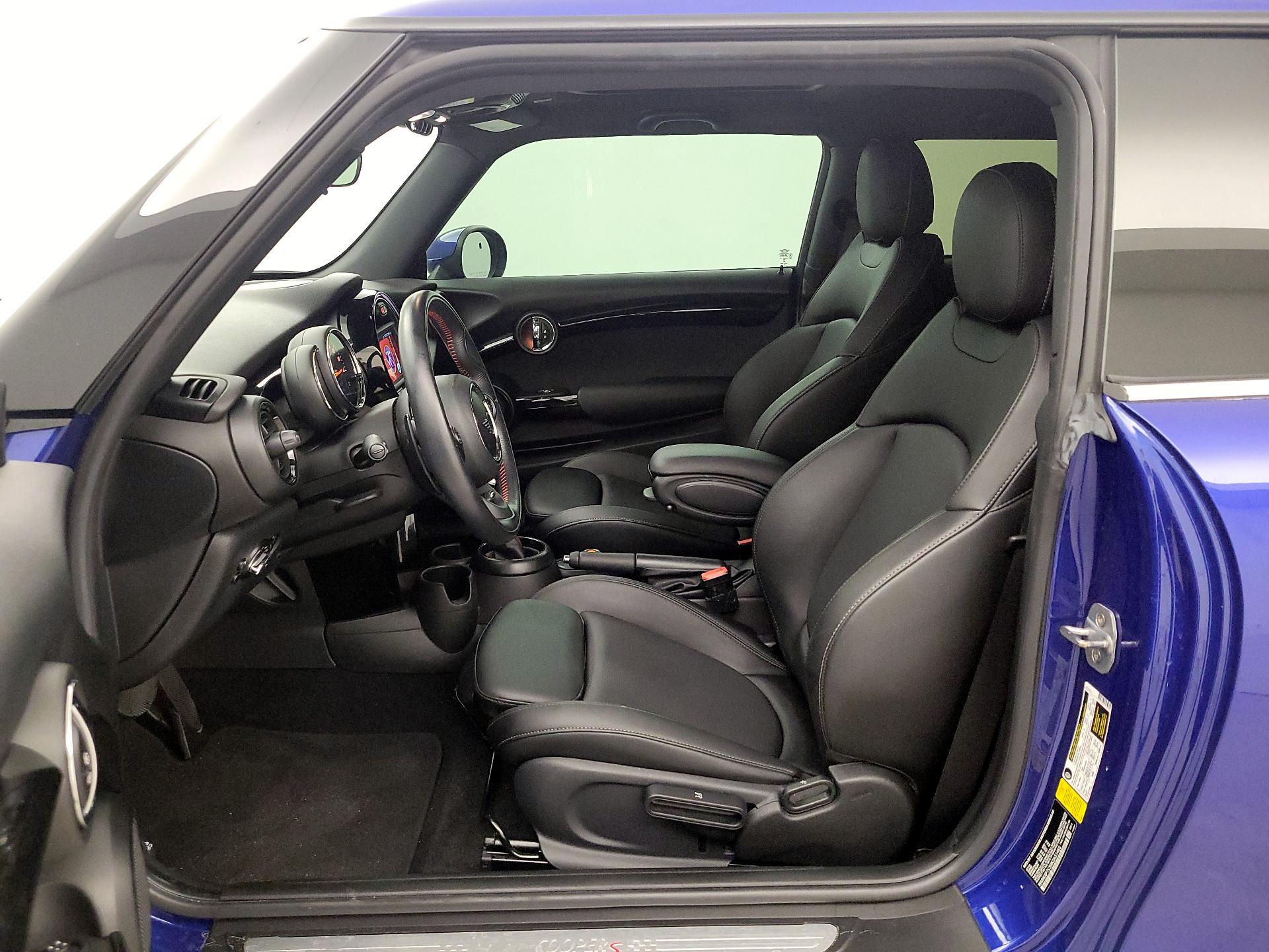 Thumbnail: 2019 MINI Cooper Hardtop - 11