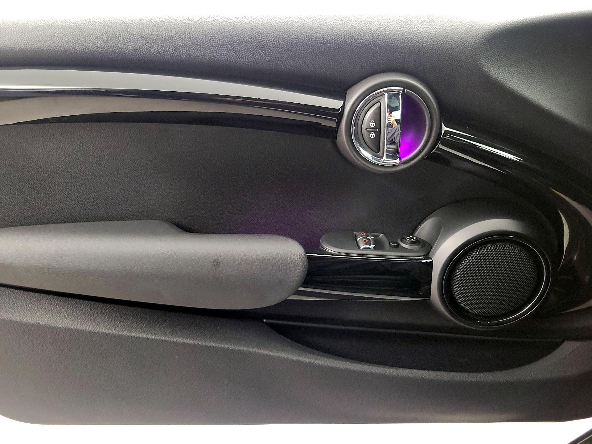 Thumbnail: 2019 MINI Cooper Hardtop - 12